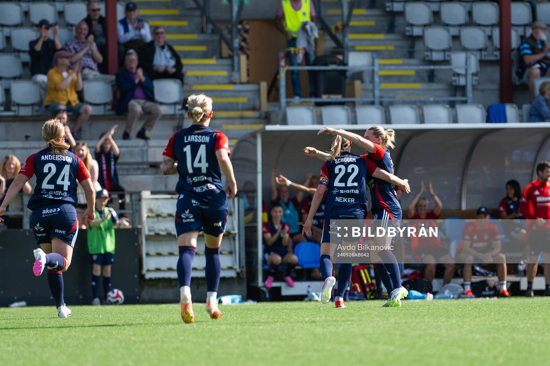 FC Rosengårds Olivia Schough jublar efter 3-0 målet under fotbollsmatchen i Damallsvenskan mellan FC Rosengård och Piteå den 26 maj 2024 i Malmö.