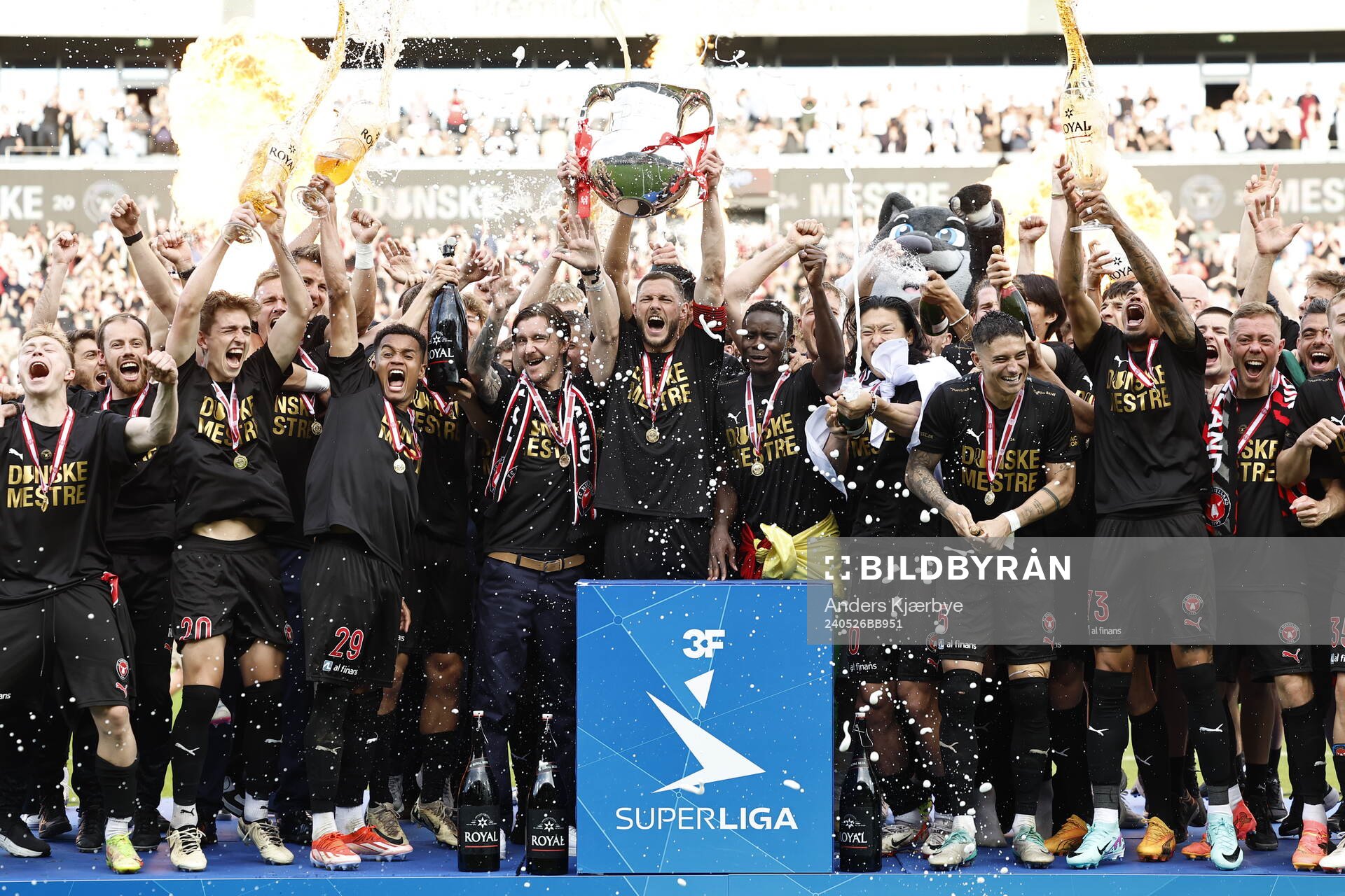 Midtjyllands spelare jublar