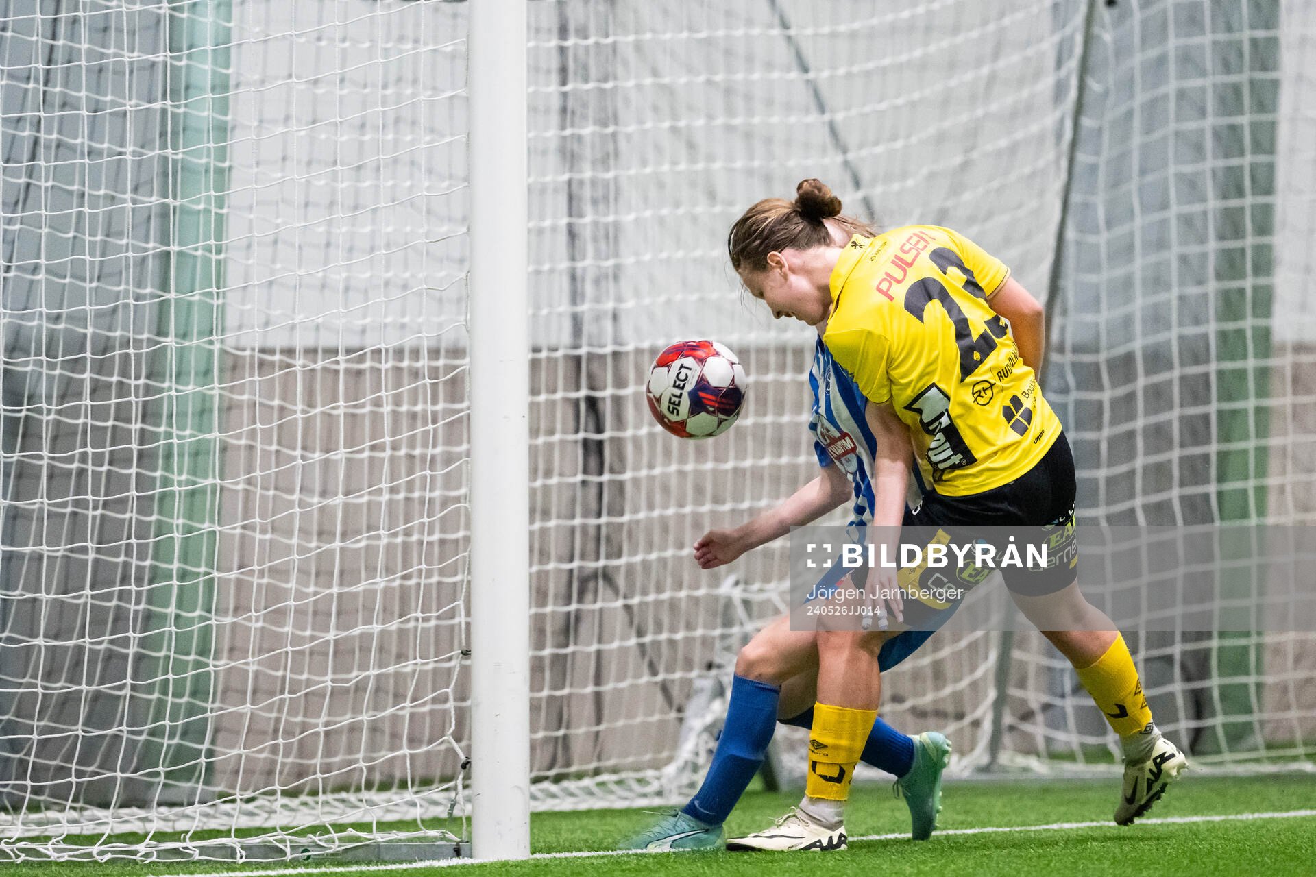Elfsborgs Ellen Nilsson nickar in 3-0
