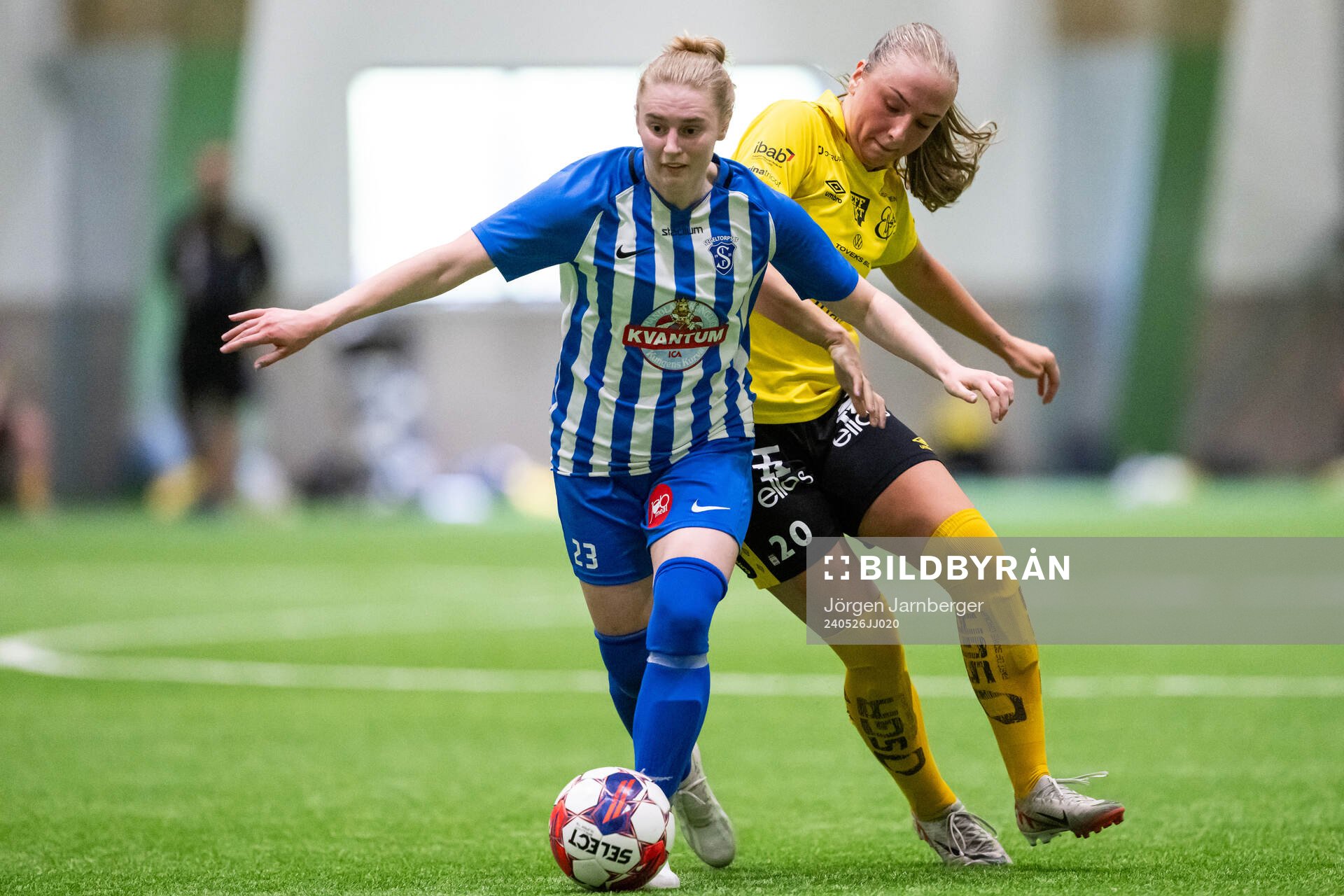 Segeltorps IFs Ida Egegård och Elfsborgs Stina jensen