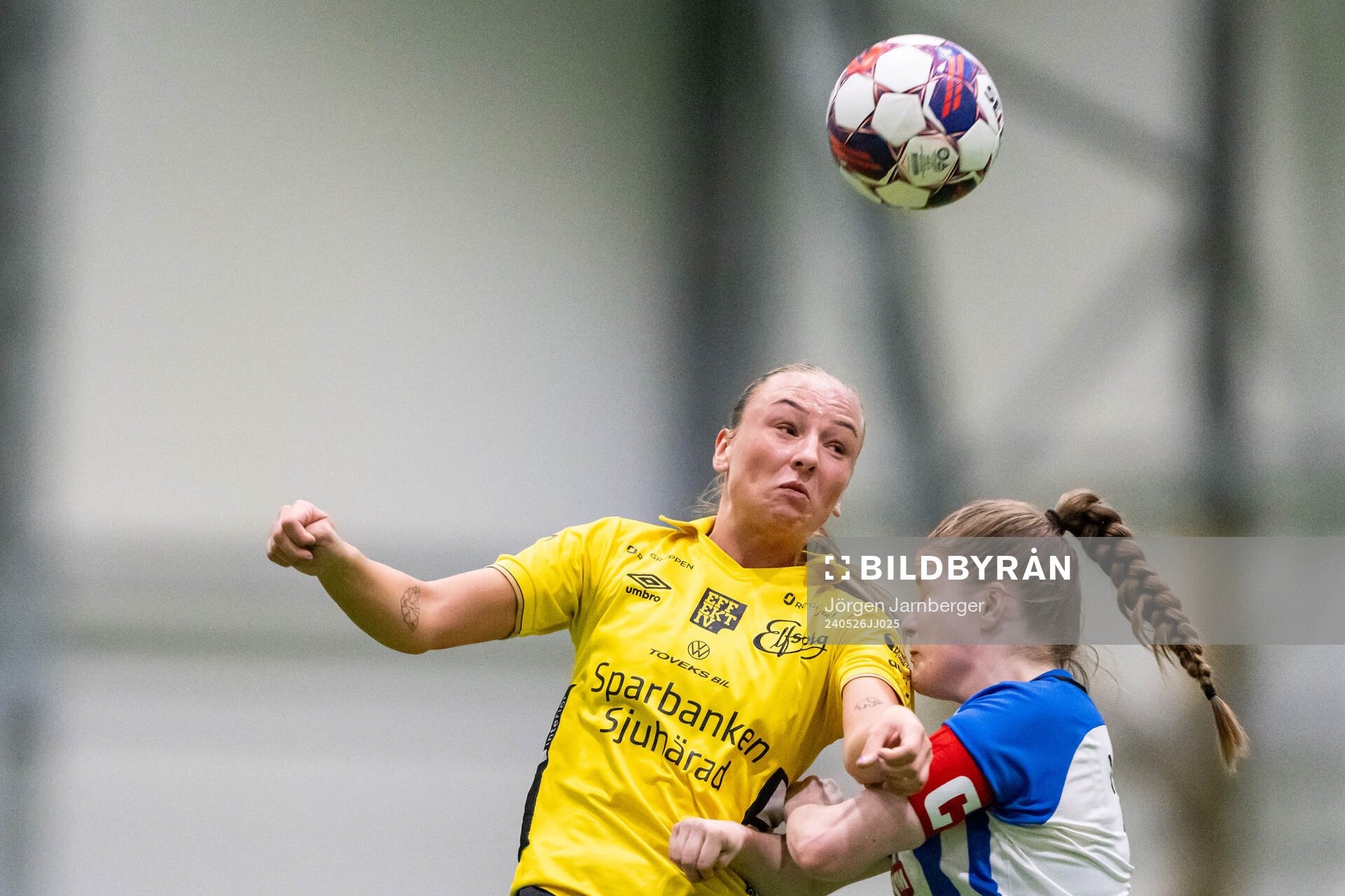 Elfsborgs Stina jensen och Segeltorps IFs Tilda Carlsson