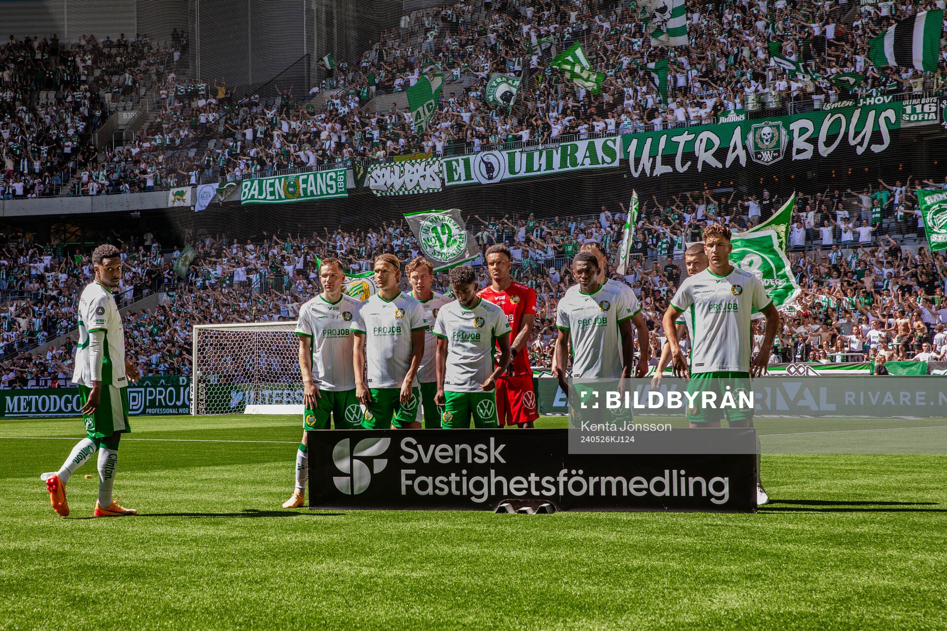 Hammarbys spelare innan fotograferingen av startelvan