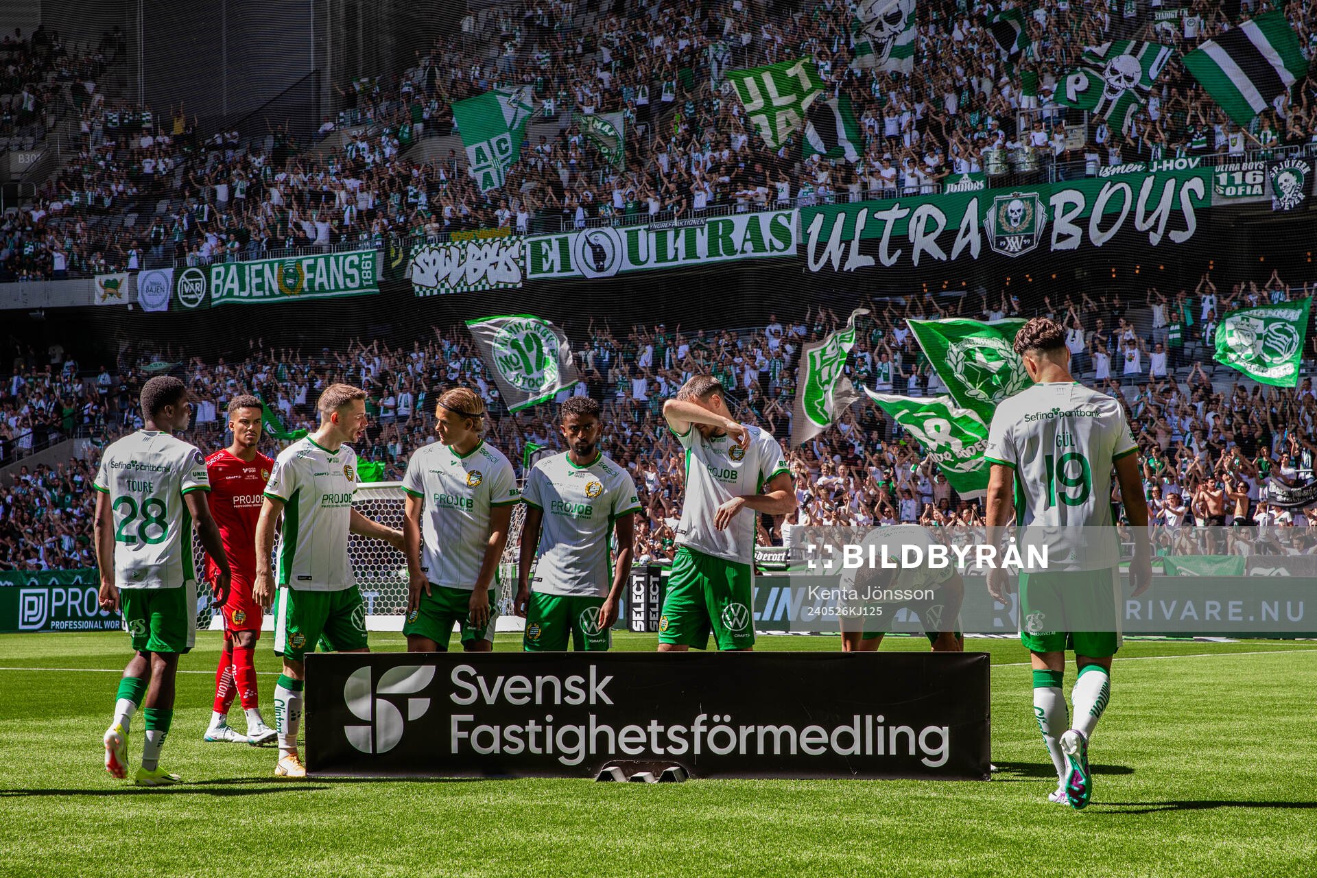 Hammarbys spelare innan fotograferingen av startelvan