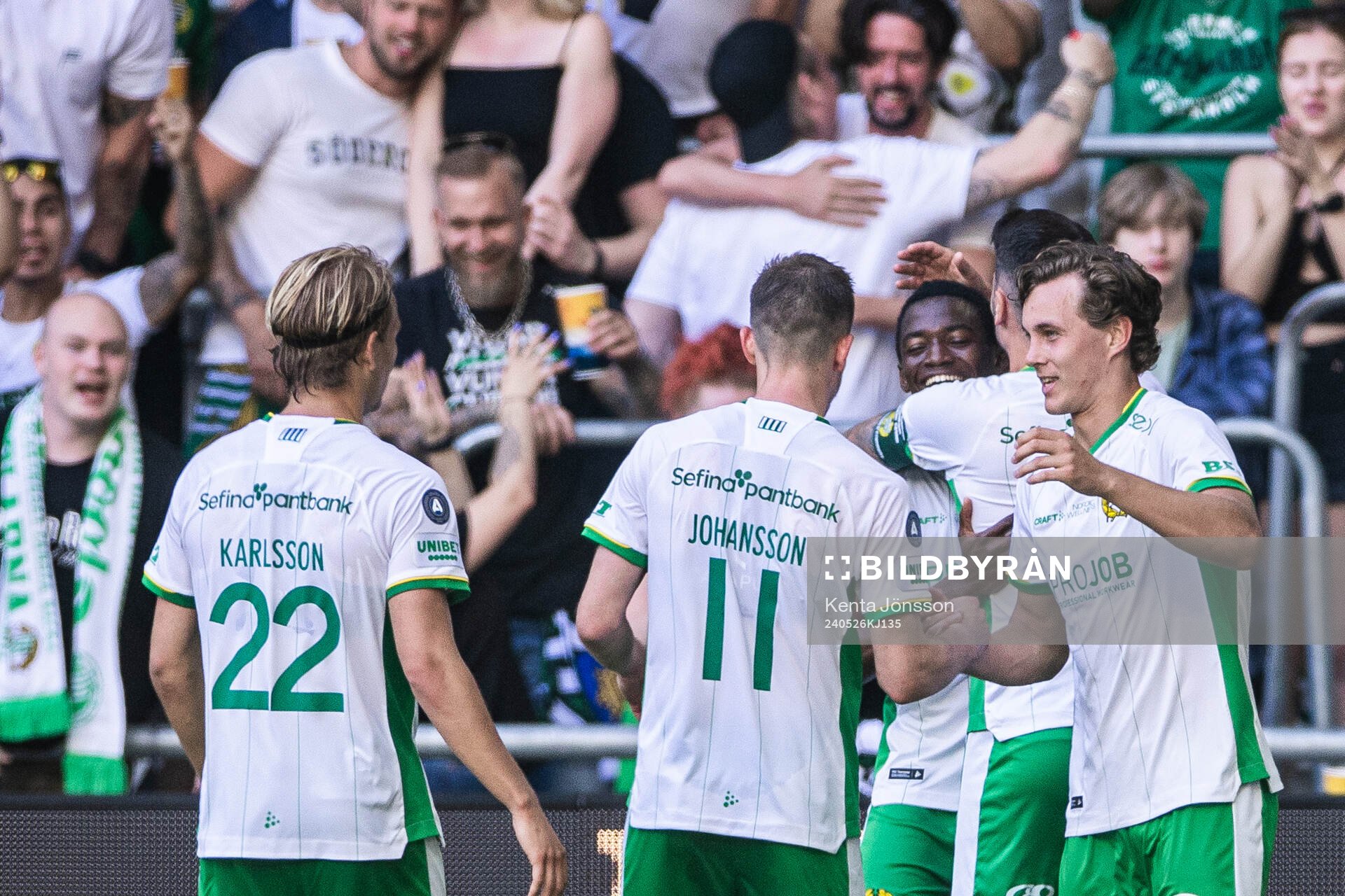 Hammarbys Bazoumana Touré jublar efter 1-0 under fotbollsmatchen i Allsvenskan mellan Hammarby och Sirius den 26 maj 2024 i Stockholm. 