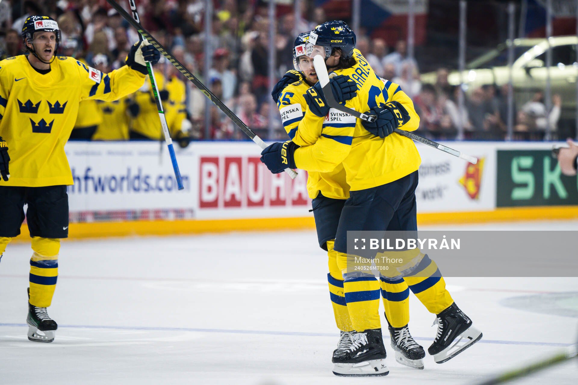 Erik Karlsson of Sweden celebrates