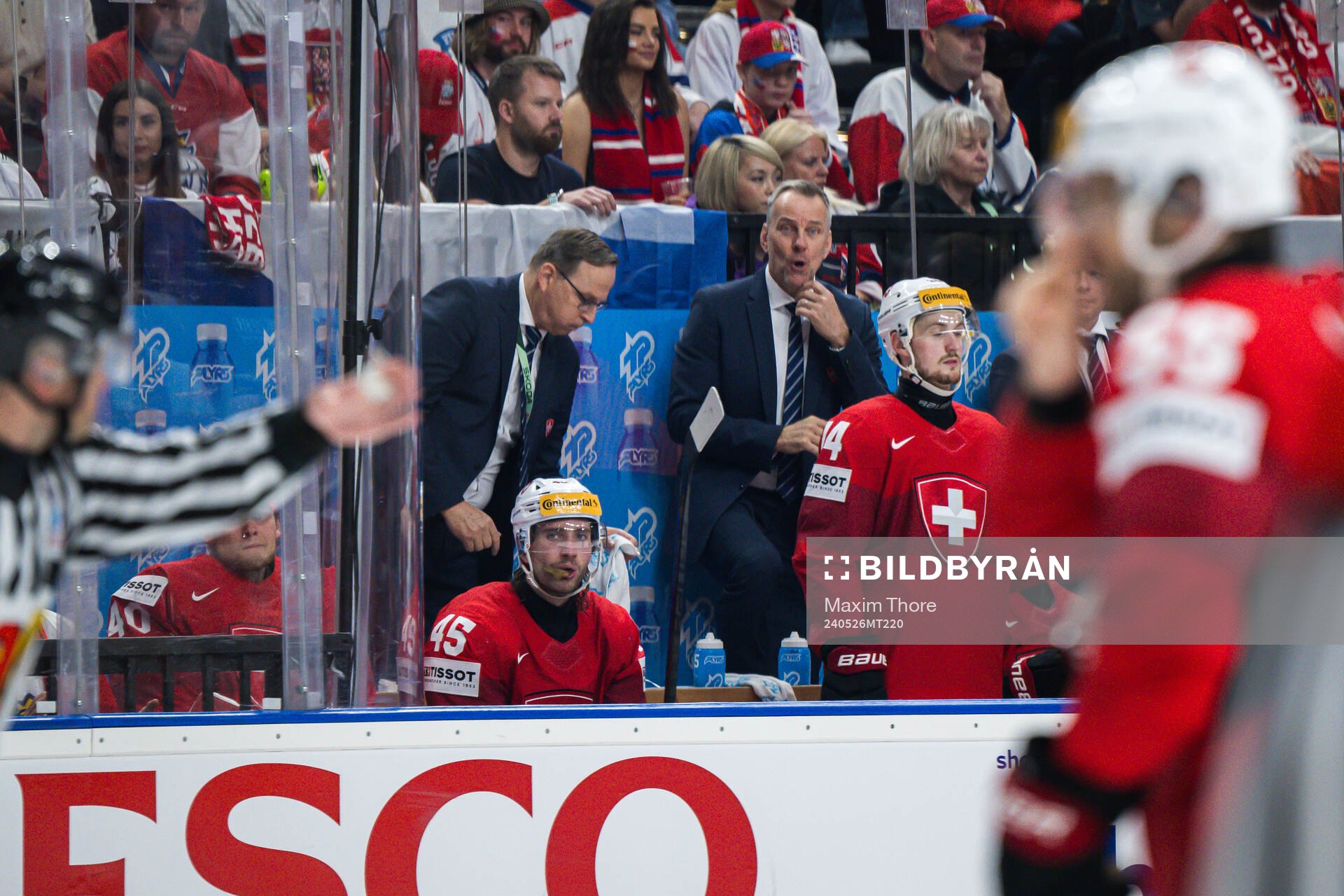 Assistant coach Tommy Albelin of Switzerland