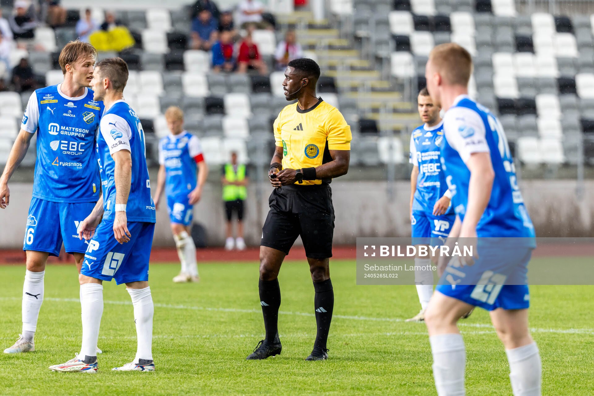 Domare Fredrik Oppong