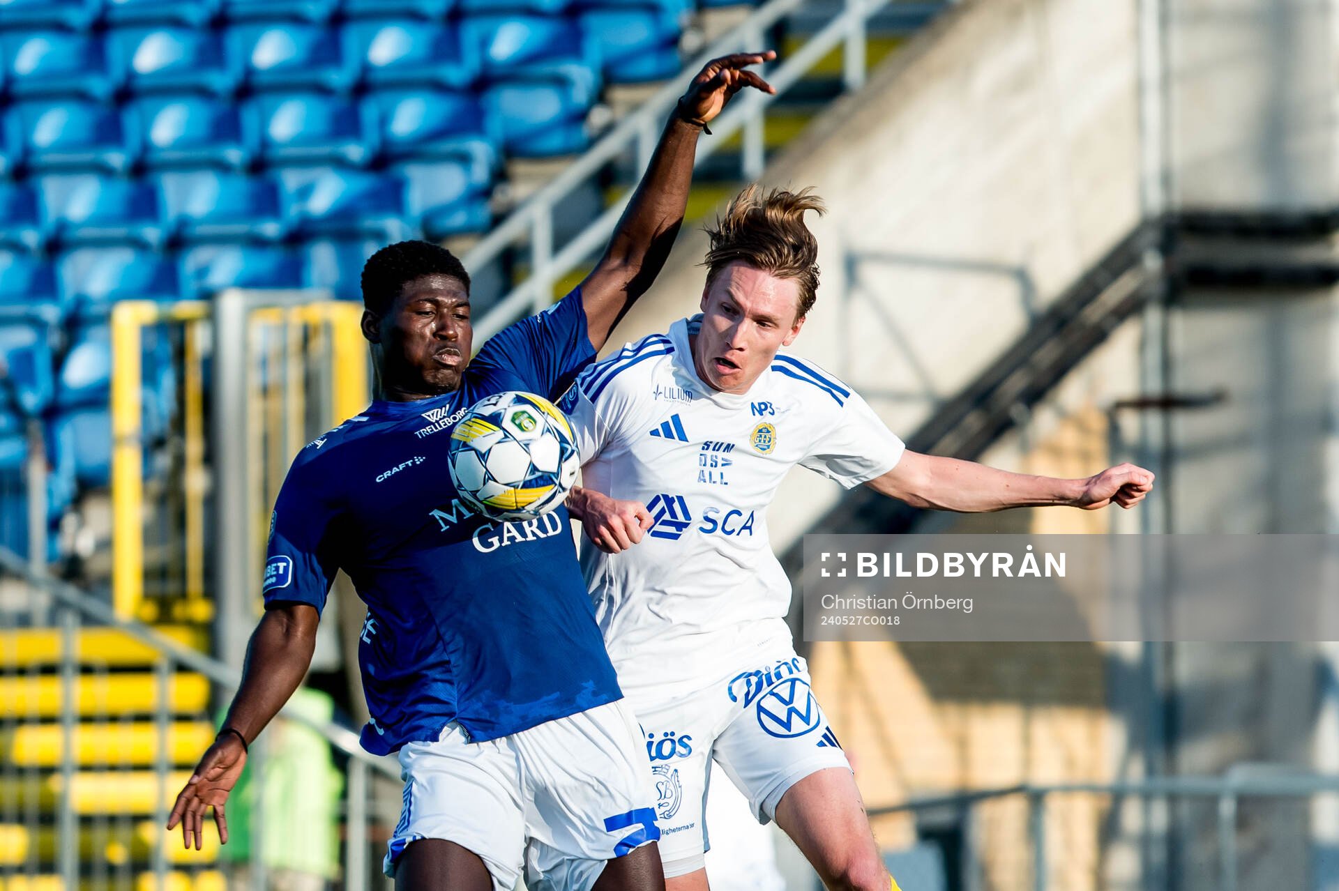 Trelleborgs Abel Ogwuche och GIF Sundsvalls Marcus Burman