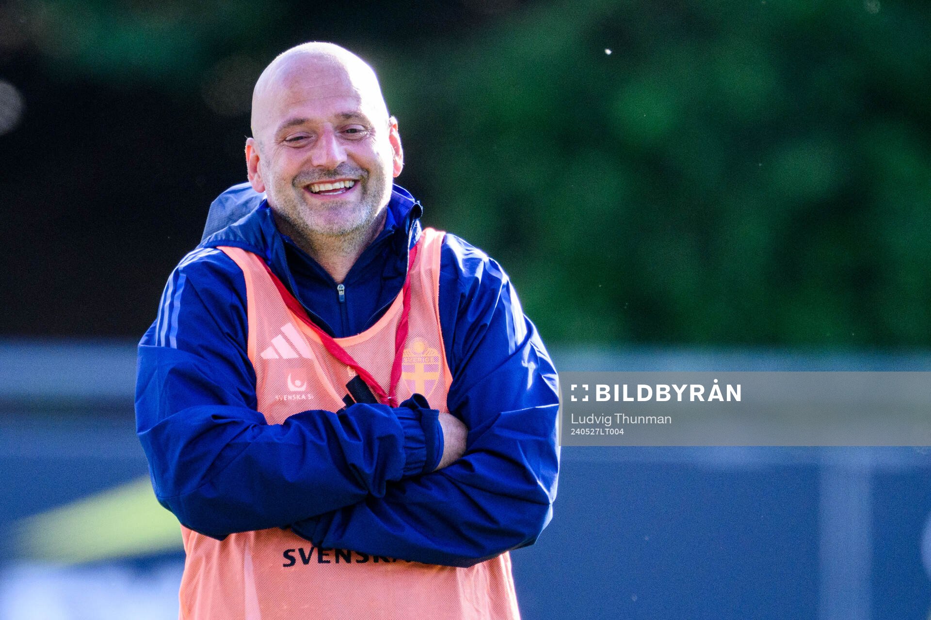 Assistant coach Magnus Wikman of Sweden at a training