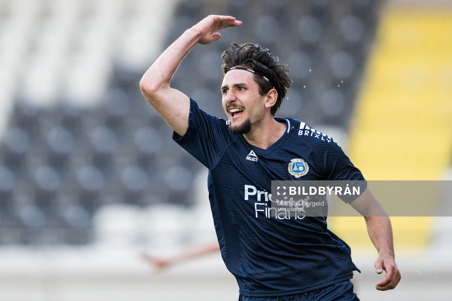 Utsiktens Filip Trpcevski jublar
