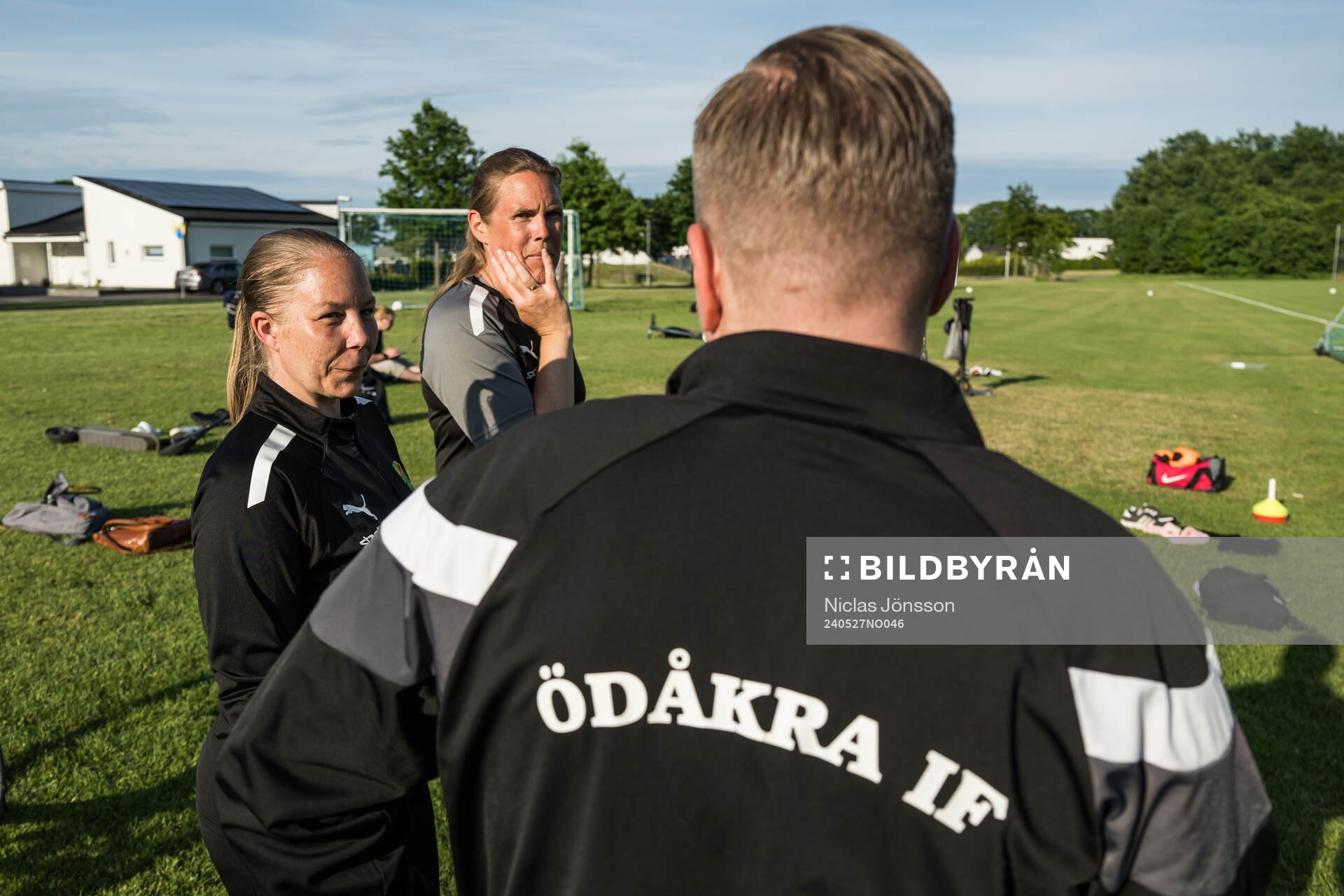 Ödåkras Emma Aronsson och Anna Augustinsson under en träning med Ödåkra den 27 maj 2024 i Ödåkra. 