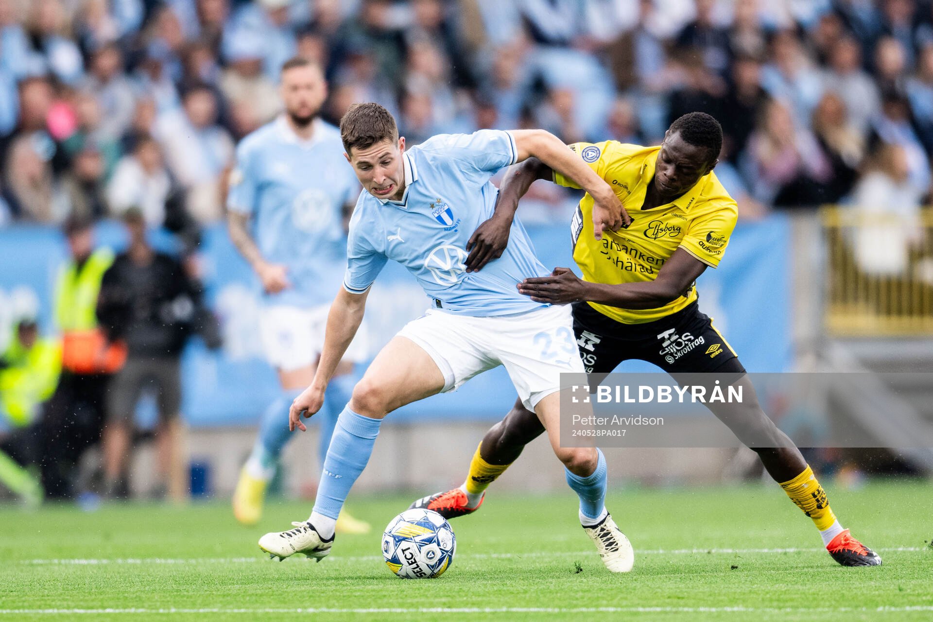 Malmö FFs Lasse Berg Johnsen och Elfsborgs Timothy Noor