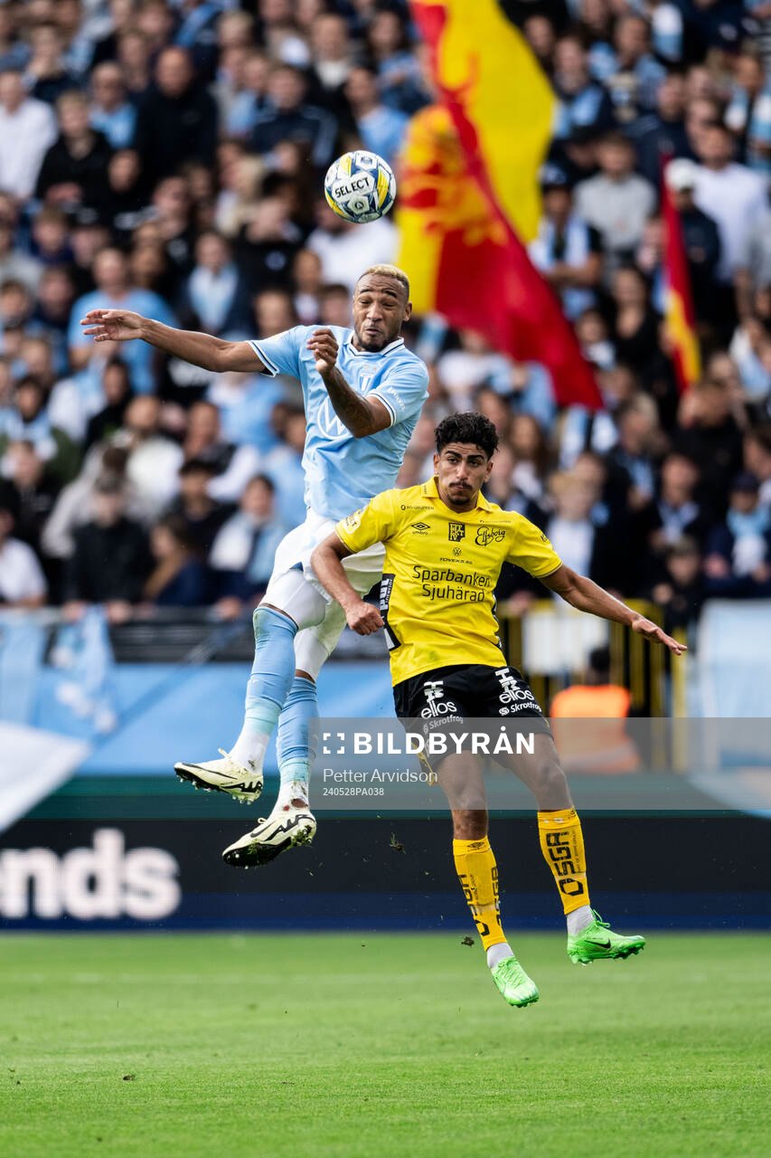Malmö FFs Derek Cornelius och Elfsborgs Ahmed Qasem