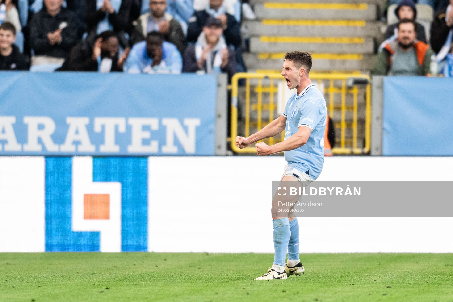 Malmö FFs Lasse Berg Johnsen jublar