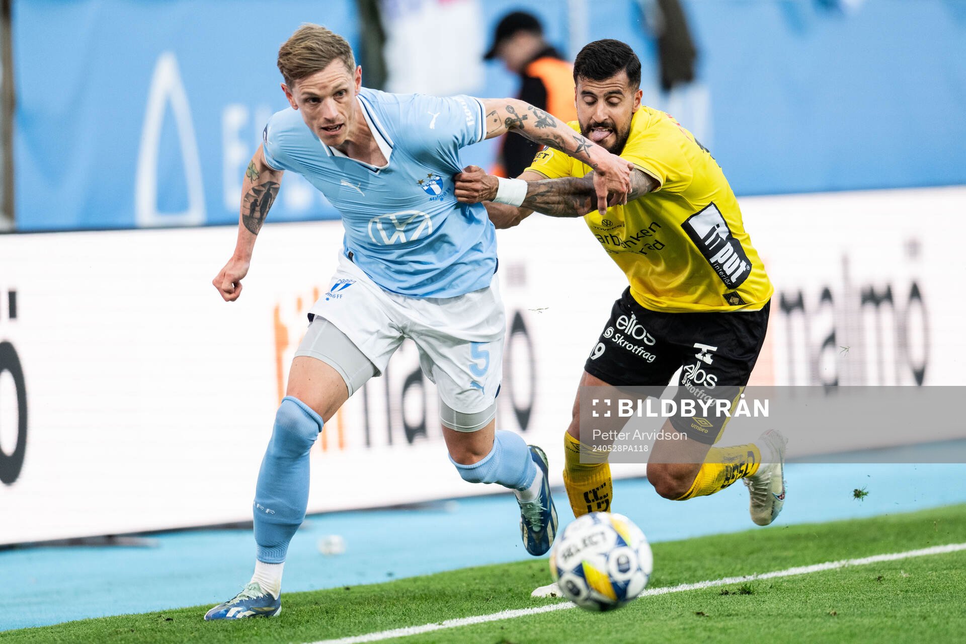 Malmö FFs Søren Rieks och Elfsborgs Rami Kaib