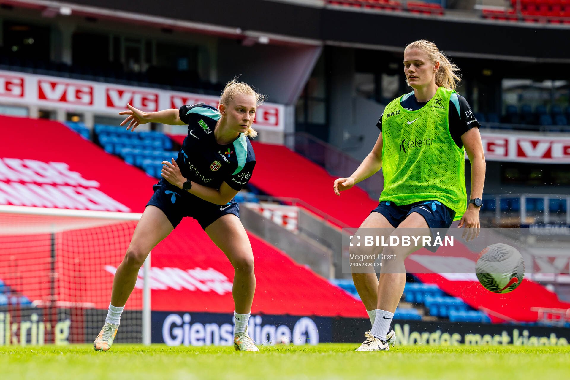 Emilie Marie Joramo and Mathilde Harviken of the Norwegian women's national football team during a training session on May 28, 2024 in Oslo. 
