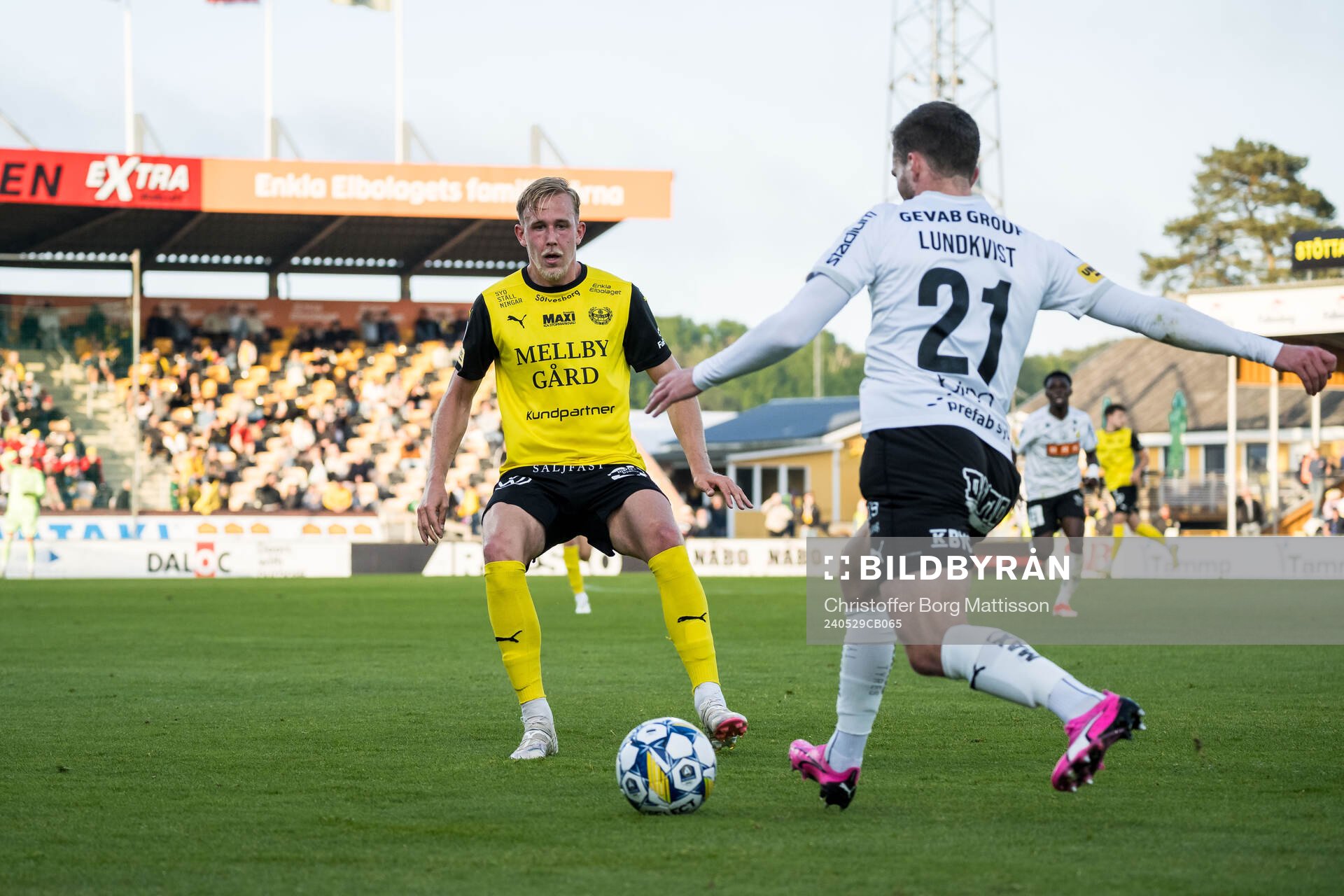 Mjällbys Herman Johansson och Häckens Adam Lundkvist