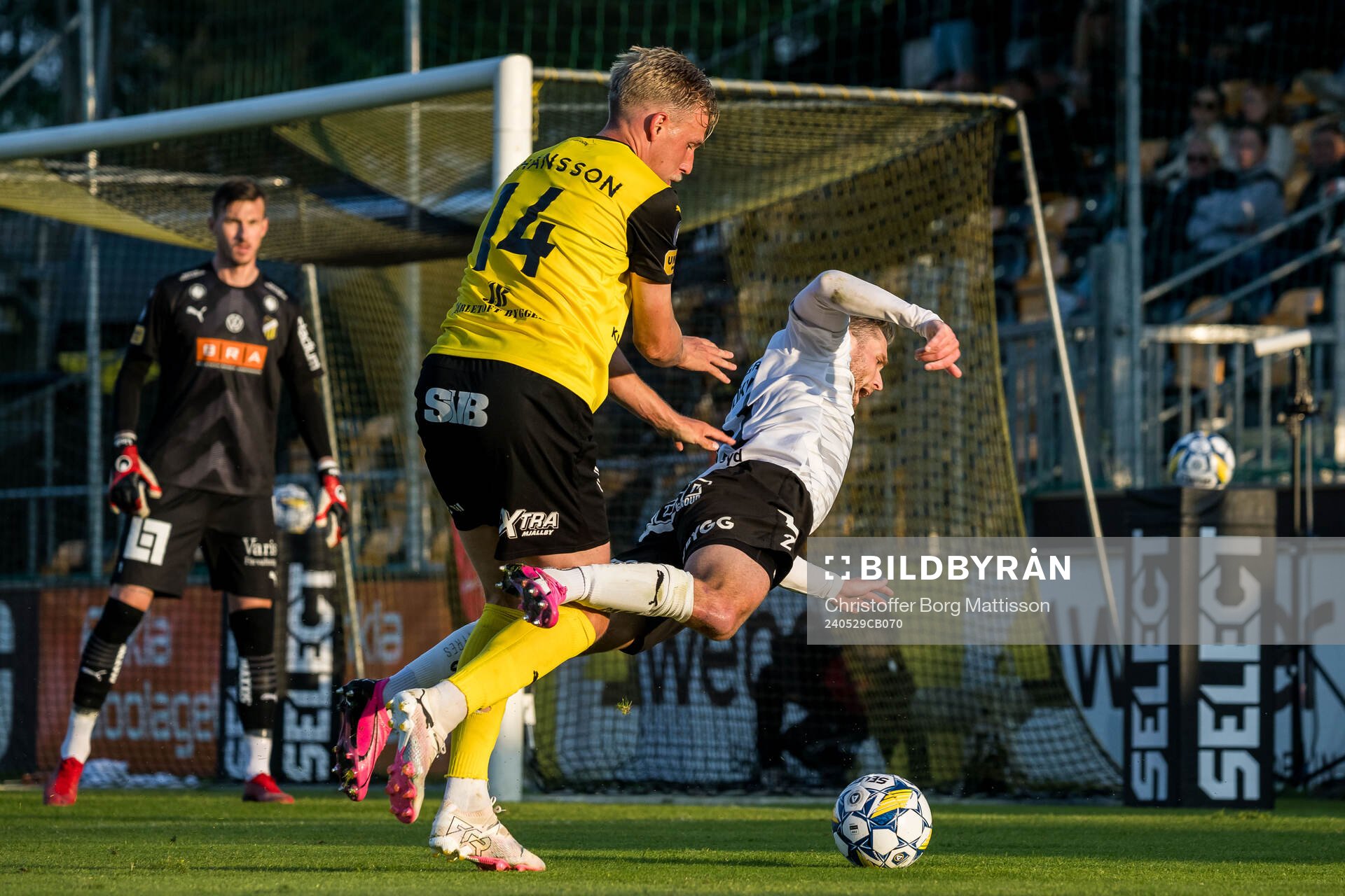 Mjällbys Herman Johansson och Häckens Adam Lundkvist