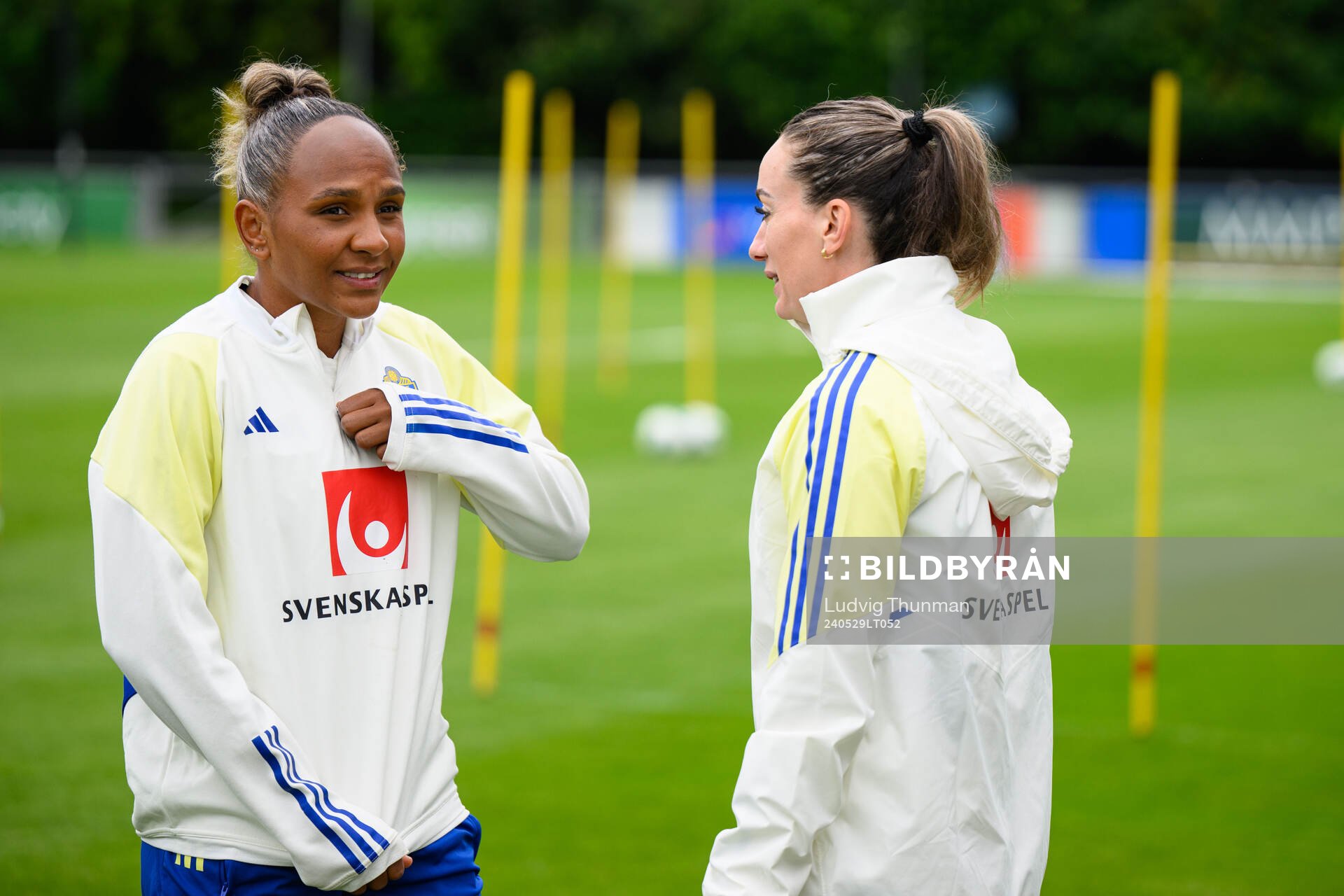 Madelen Janogy and Kosovare Asllani of Sweden at a training