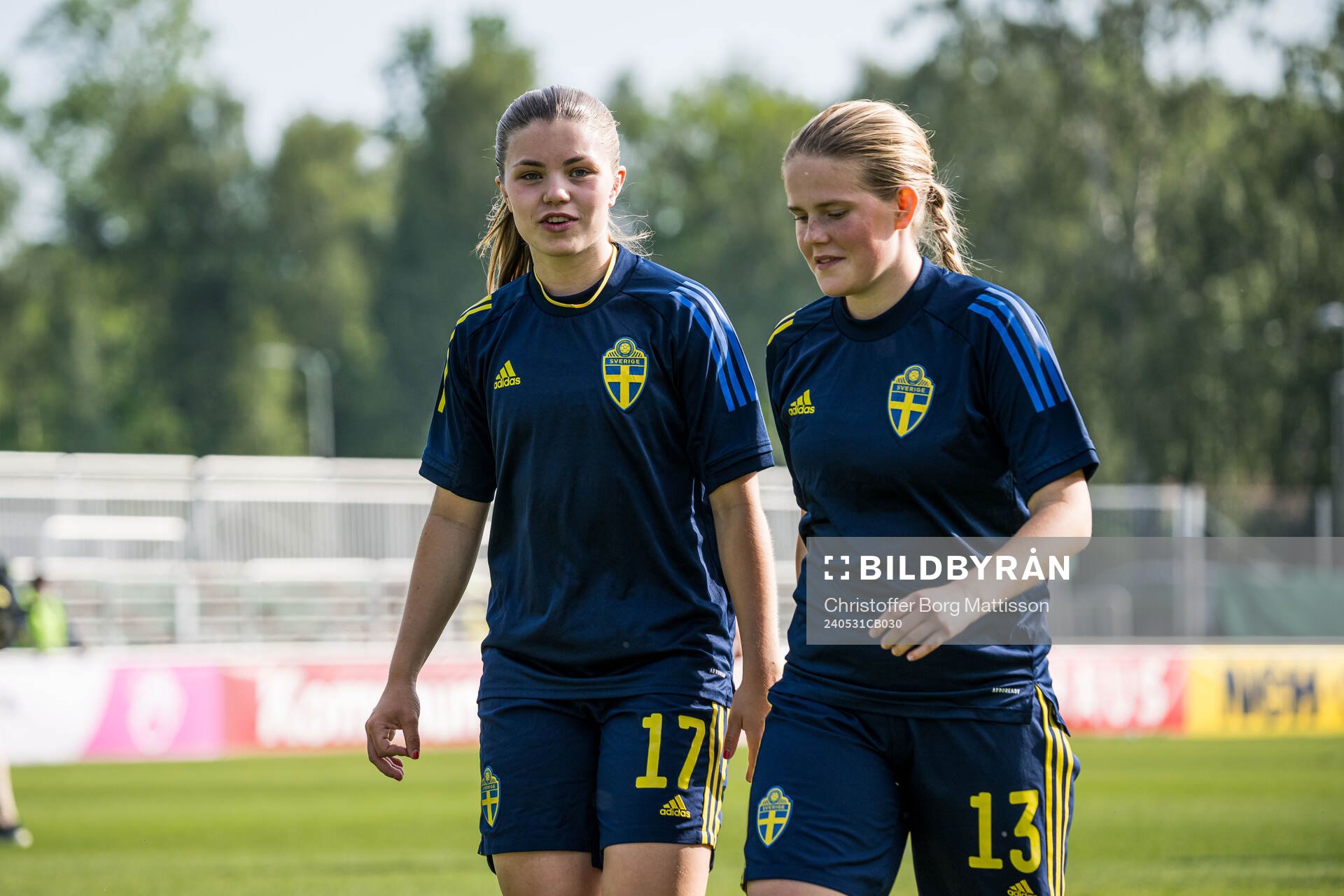 Emma Theoren and Märta Ankarcrona of Sweden ahead of the international friendly match between Sweden and Denmark on May 31, 2024 in Kristianstad. 
