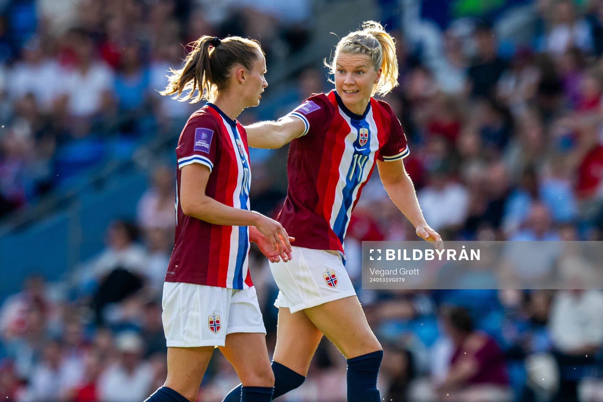 Caroline Graham Hansen and Ada Hegerberg of Norway