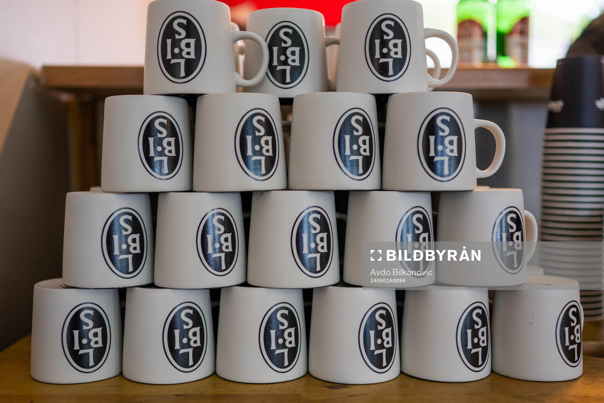 Kaffekoppar med Landskrona Bois loggan