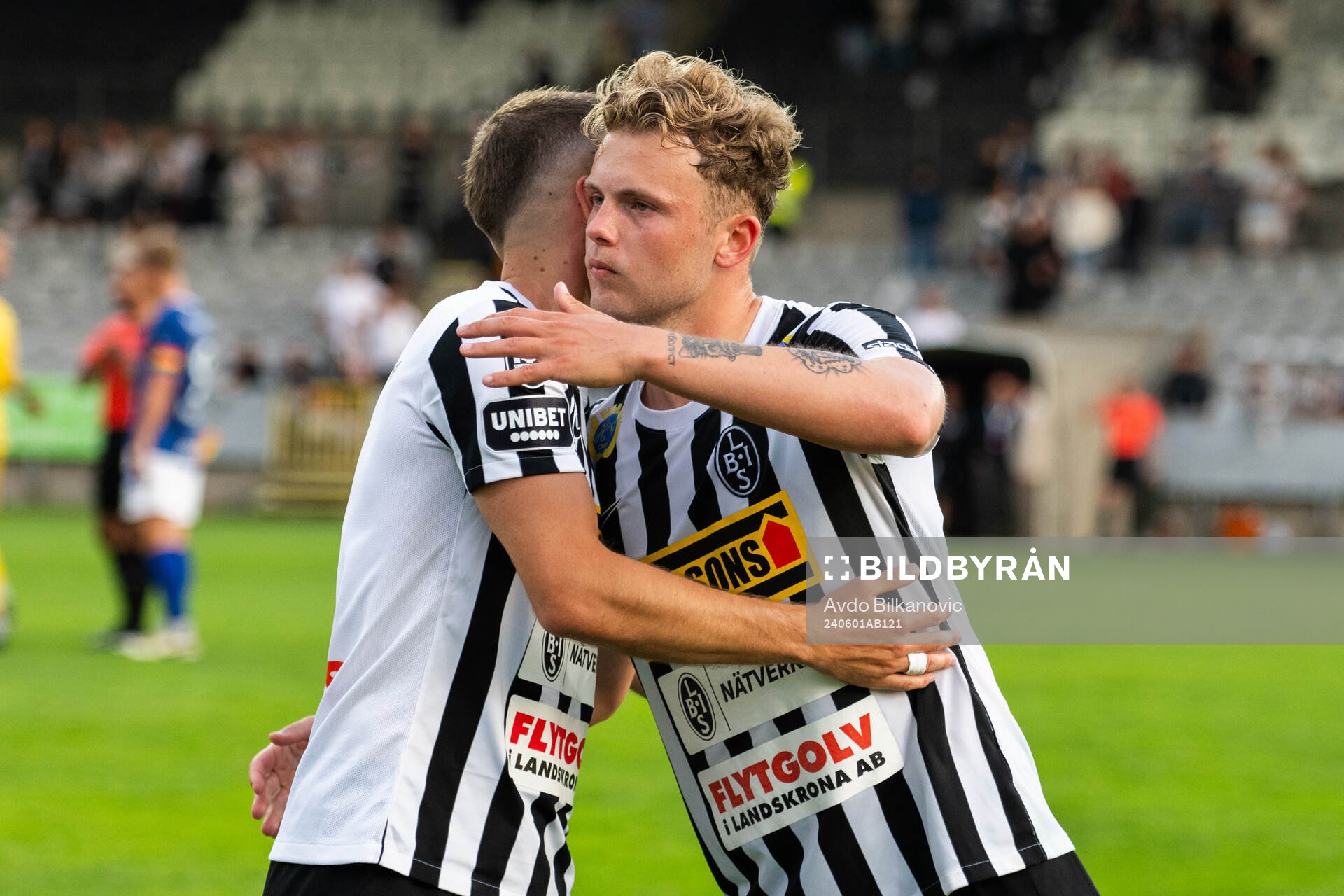 Landskronas Filip Sachpekidis och Frederik Ihler jublar