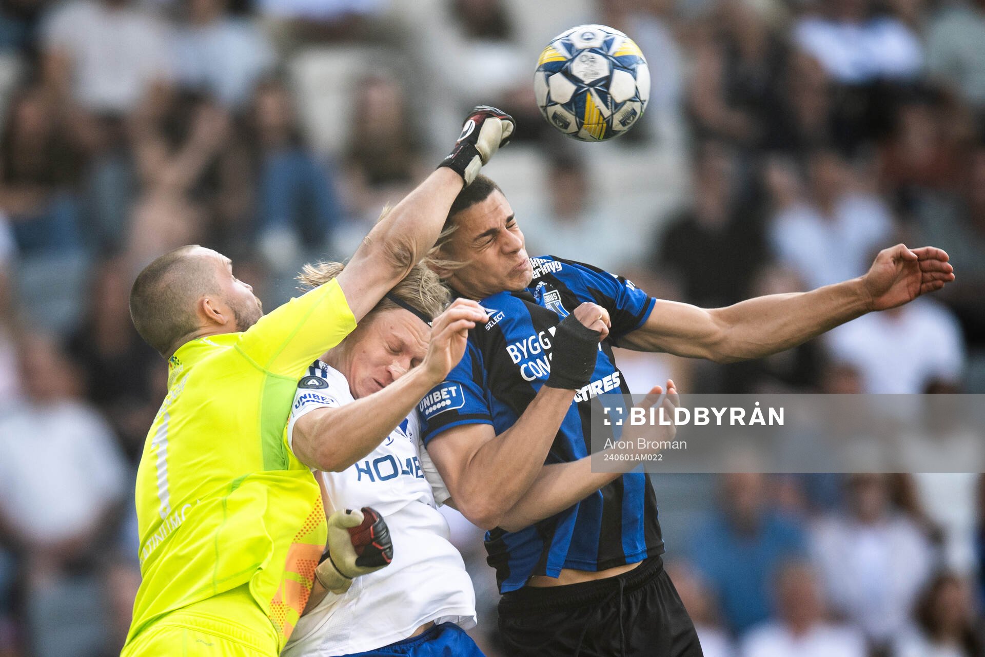 IFK Norrköpings målvakt Oscar Jansson och Daniel Fritz