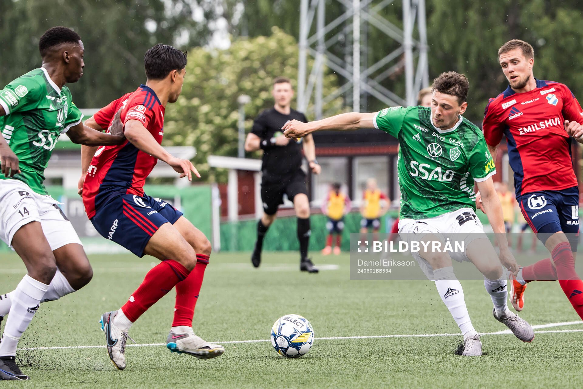 Östers Lukas Bergquist och Brages Pontus Jonsson