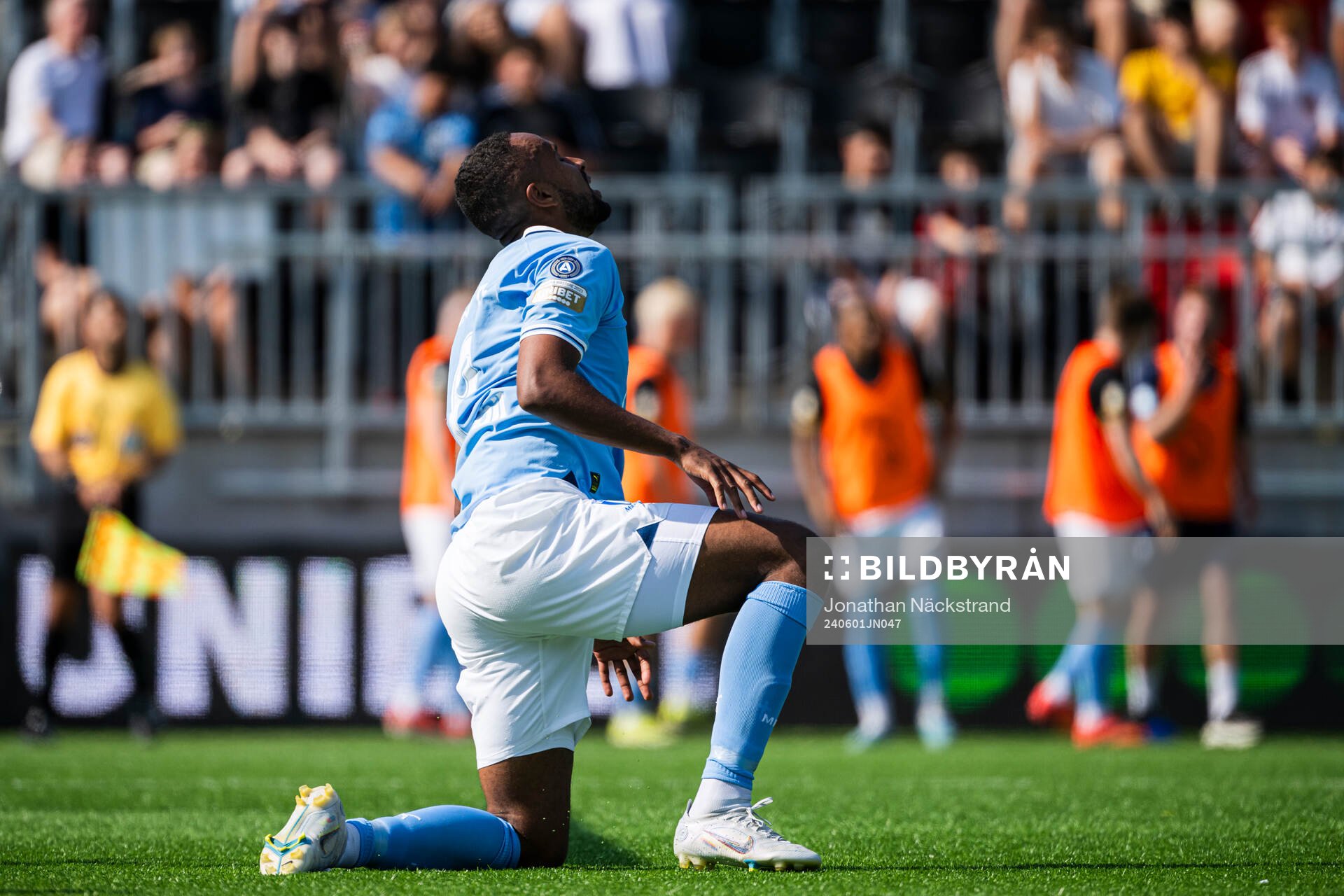 Malmö FFs Isaac Kiese Thelin deppar