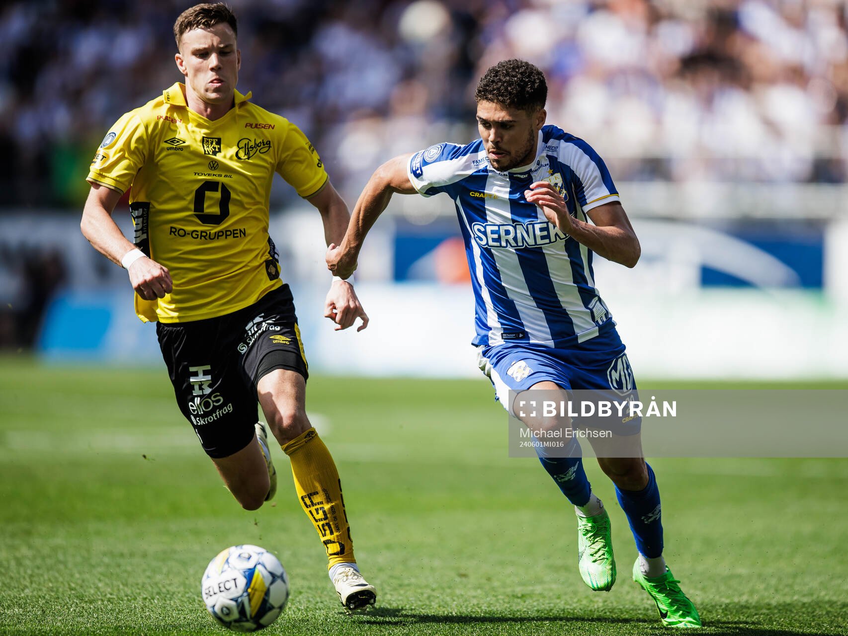 Elfsborgs Andri Fannar Baldursson och IFK Göteborgs Thomas