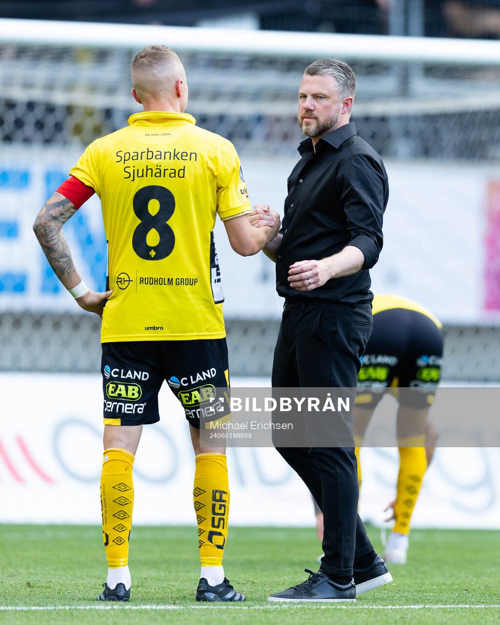 Elfsborgs Sebastian Holmen och manager Jimmy Thelin deppar