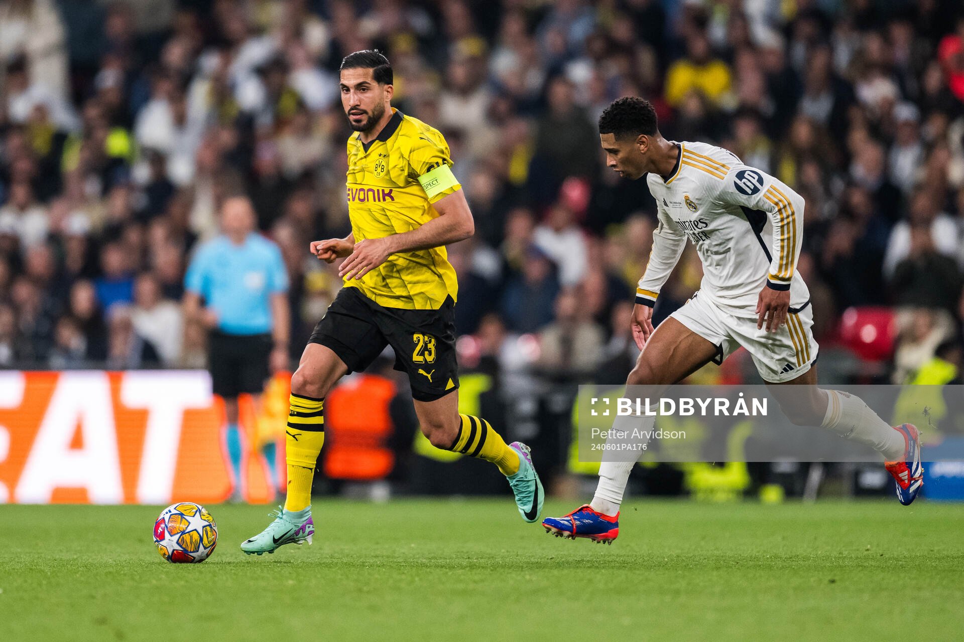 Emre Can of Dortmund and Jude Bellingham of Real Madrid