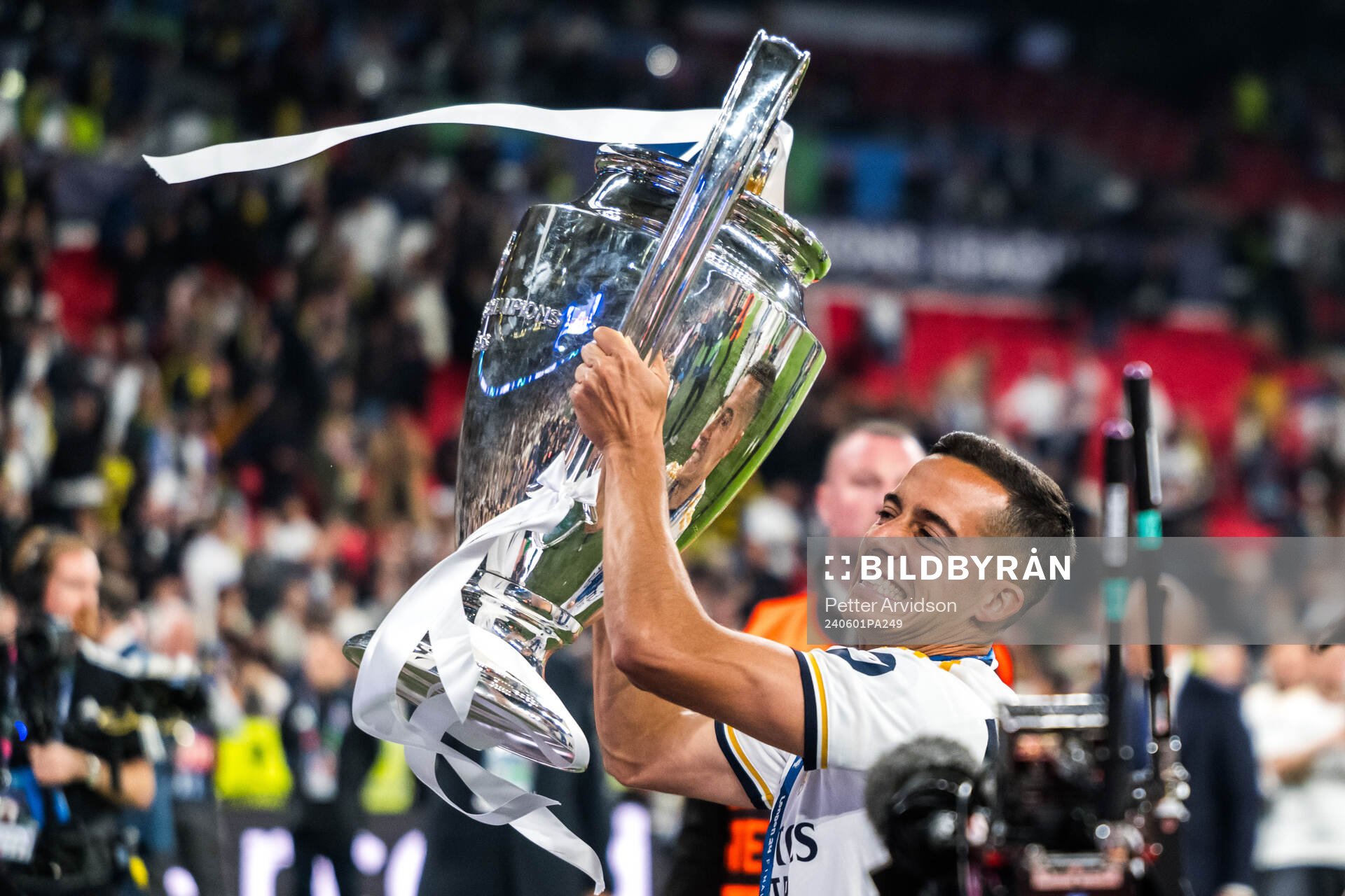 Lucas Vazquez of Real Madrid celebrates
