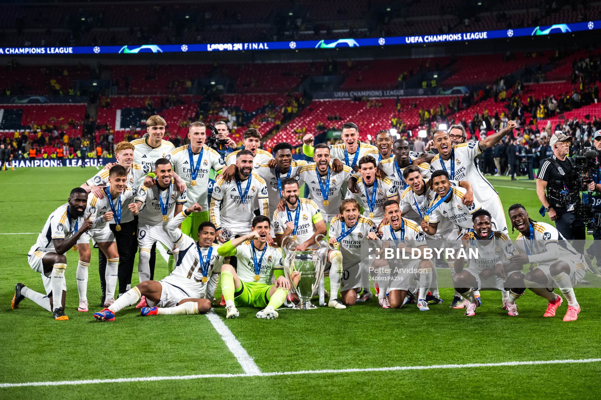 Players of Real Madrid celebrate