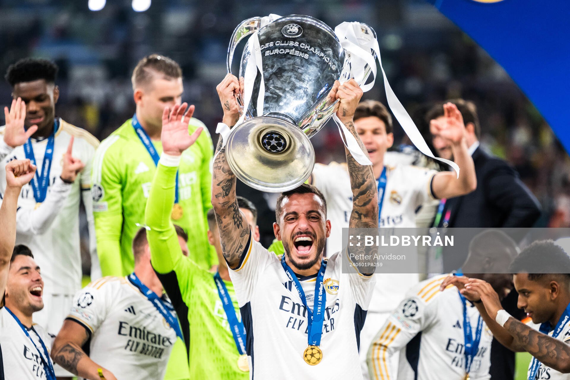 Joselu of Real Madrid celebrates