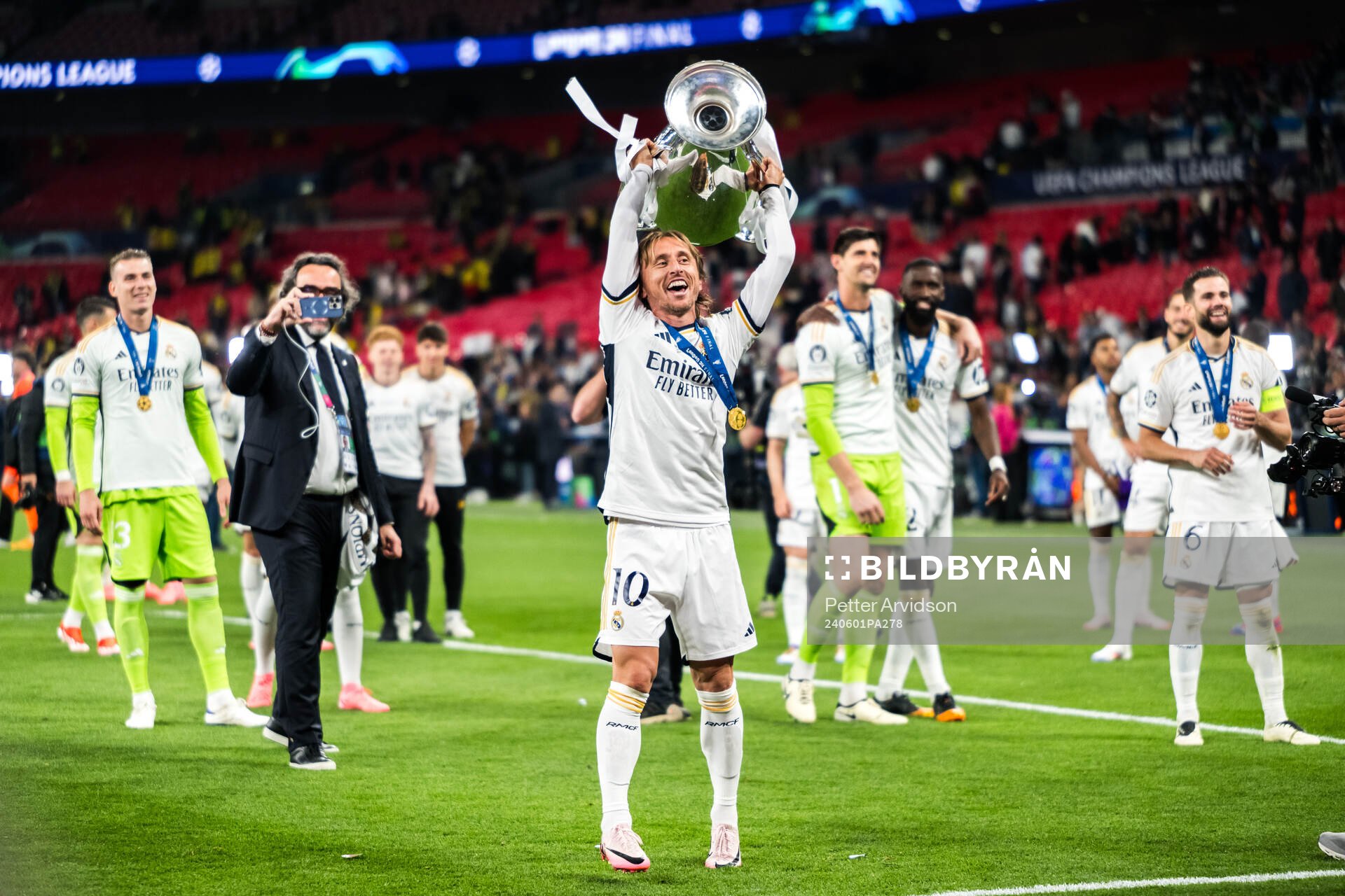 Luka Modric of Real Madrid celebrates