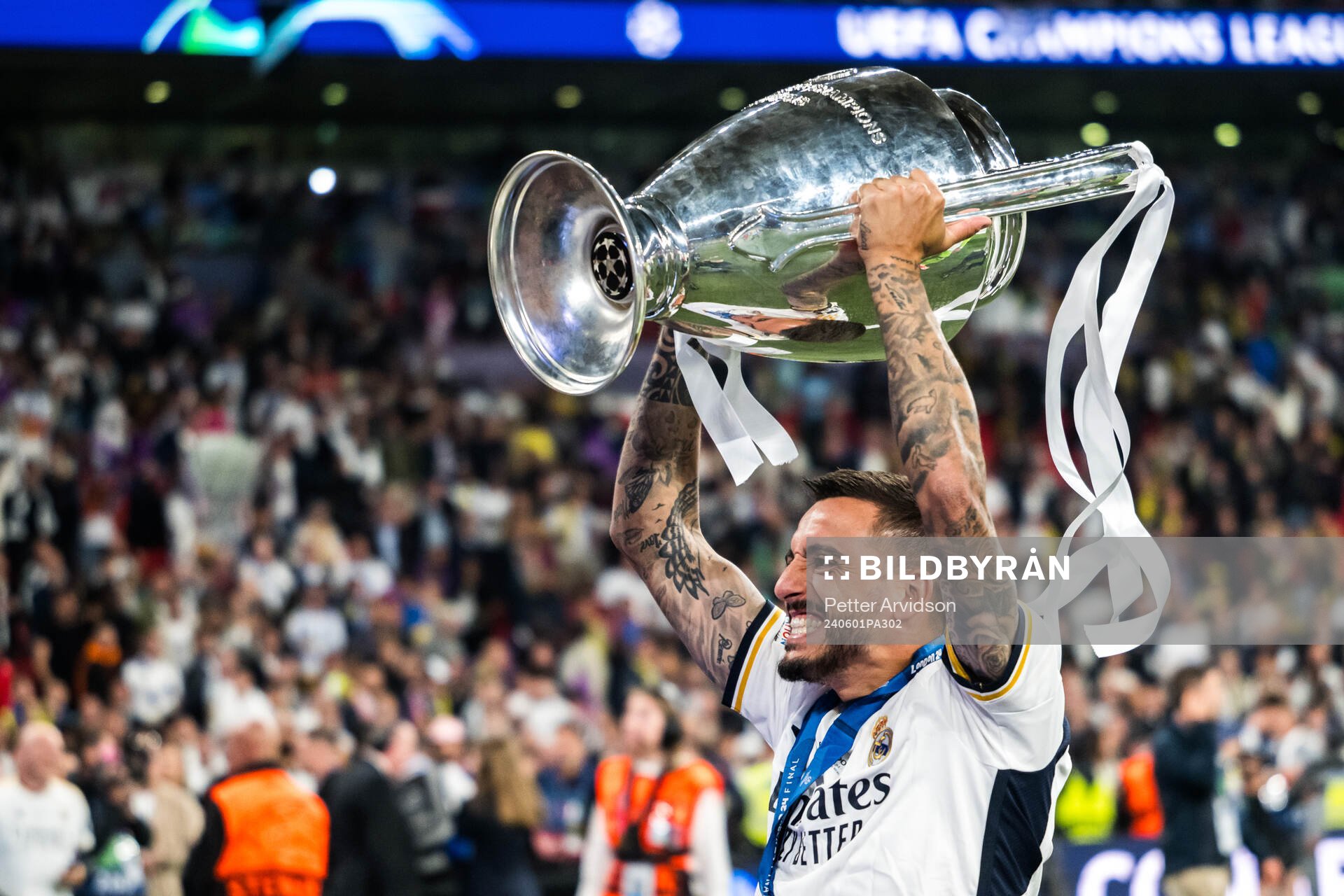 Joselu of Real Madrid celebrates