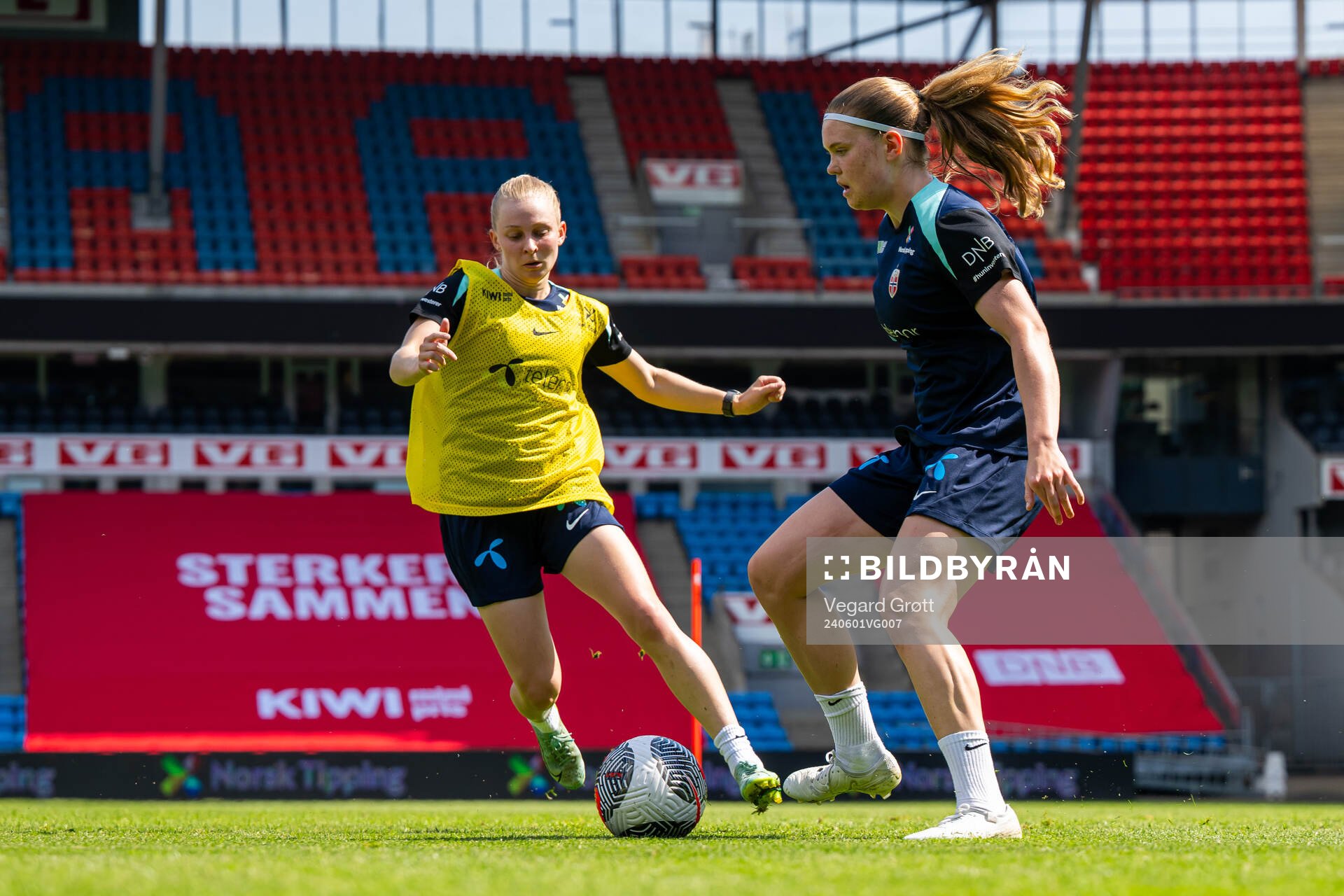 Emilie Marie Joramo and Signe Gaupset of the Norwegian