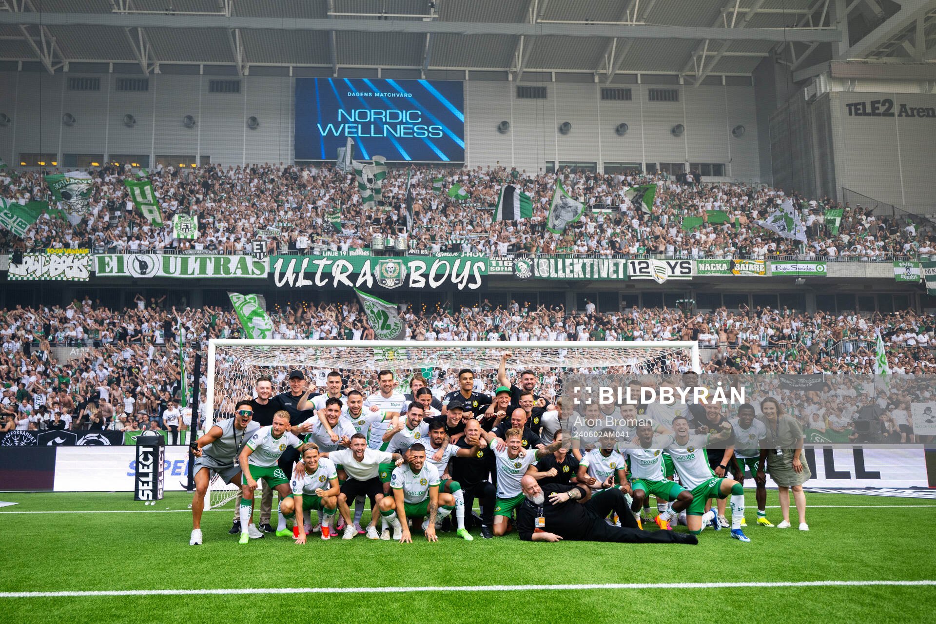 Hammarbys spelare jublar