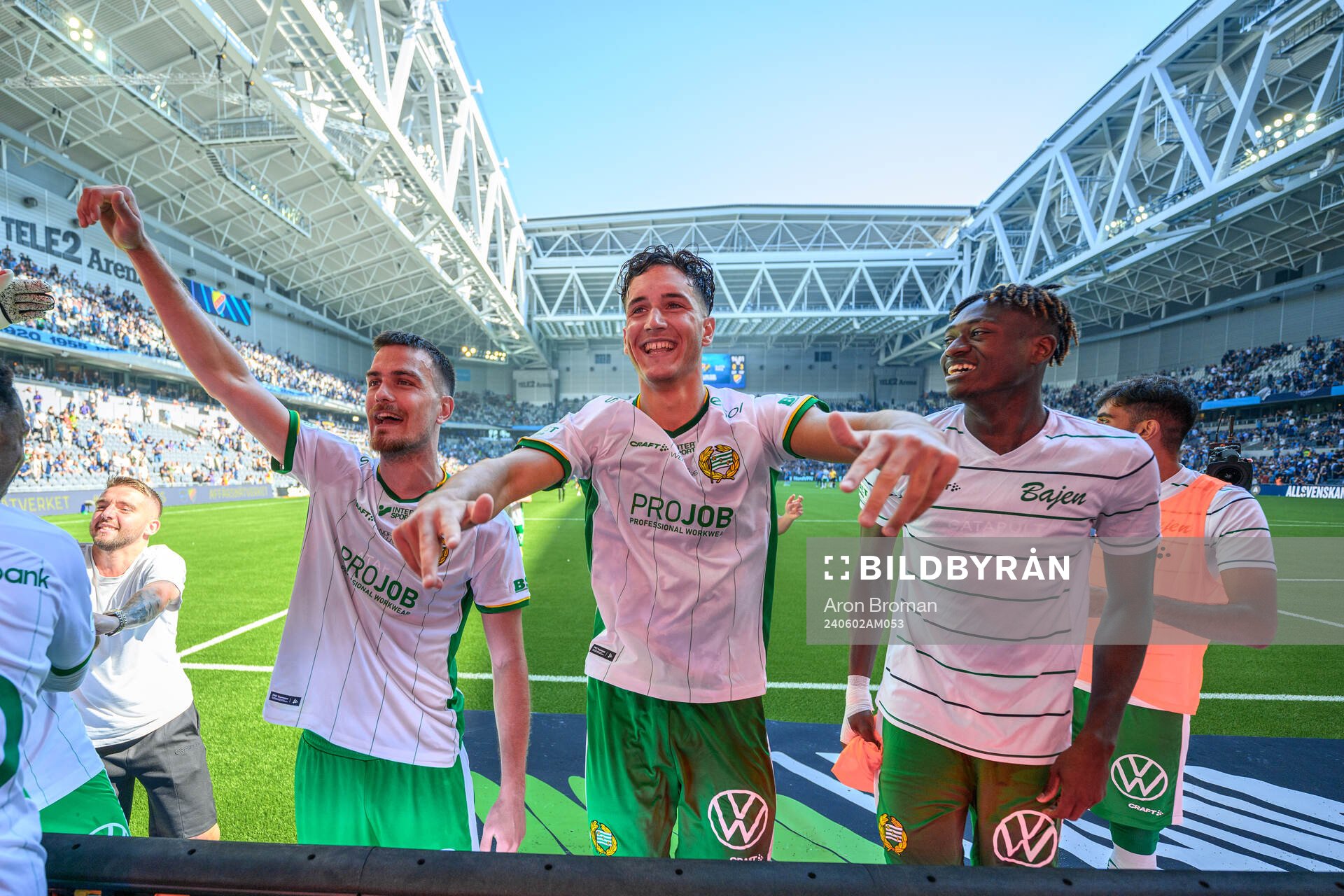 Hammarbys Pavle Vagic, Deniz Gul och Kingsley Gyamfi jublar