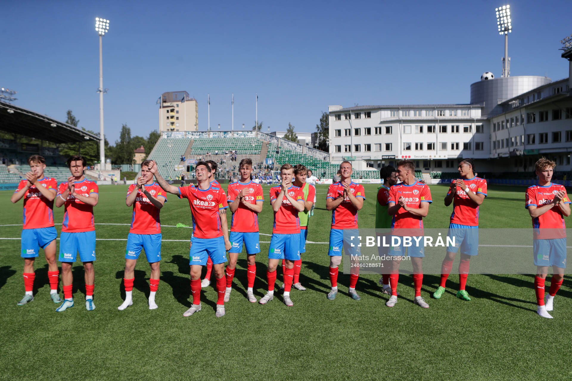 Helsingborgs spelare  jublar