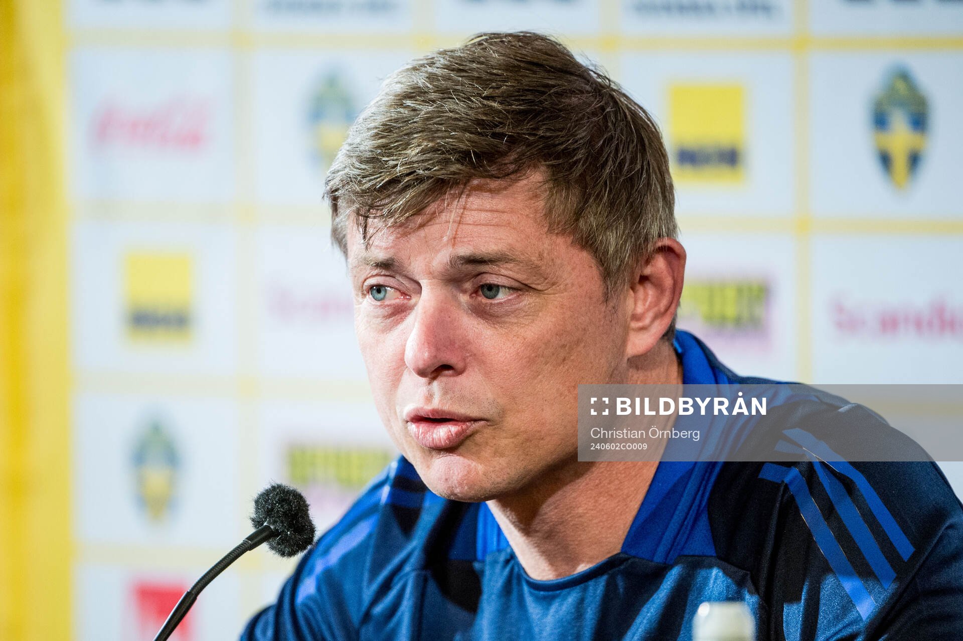 Head coach Jon Dahl Tomasson of the Swedish national