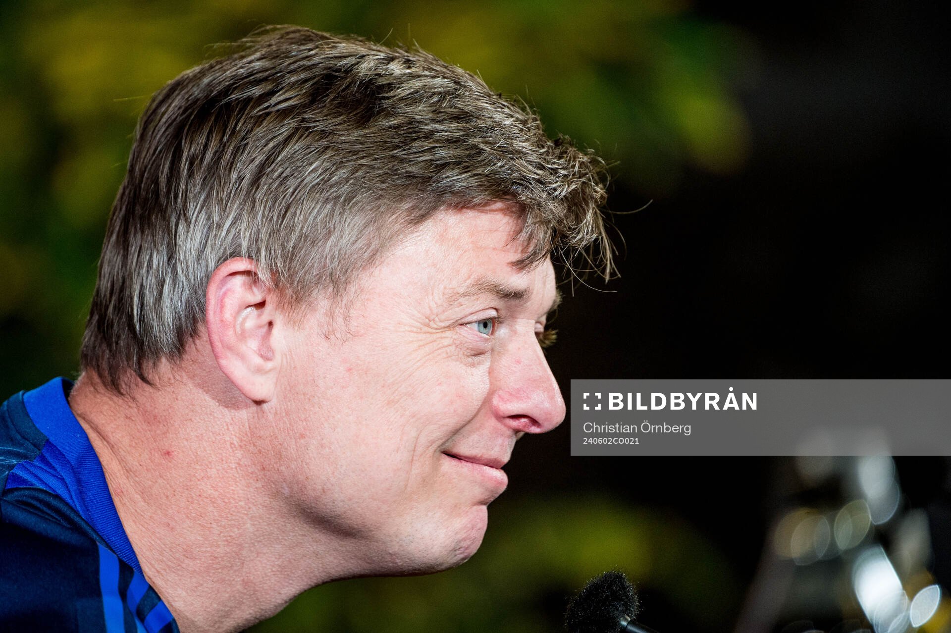 Head coach Jon Dahl Tomasson of the Swedish national