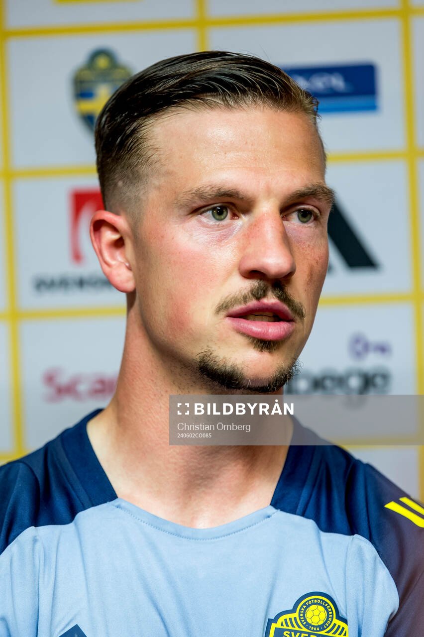 Simon Olsson of Sweden
