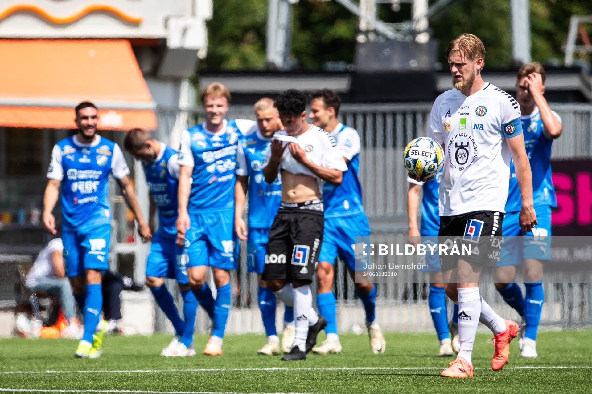 Örebros Karl Holmberg deppar