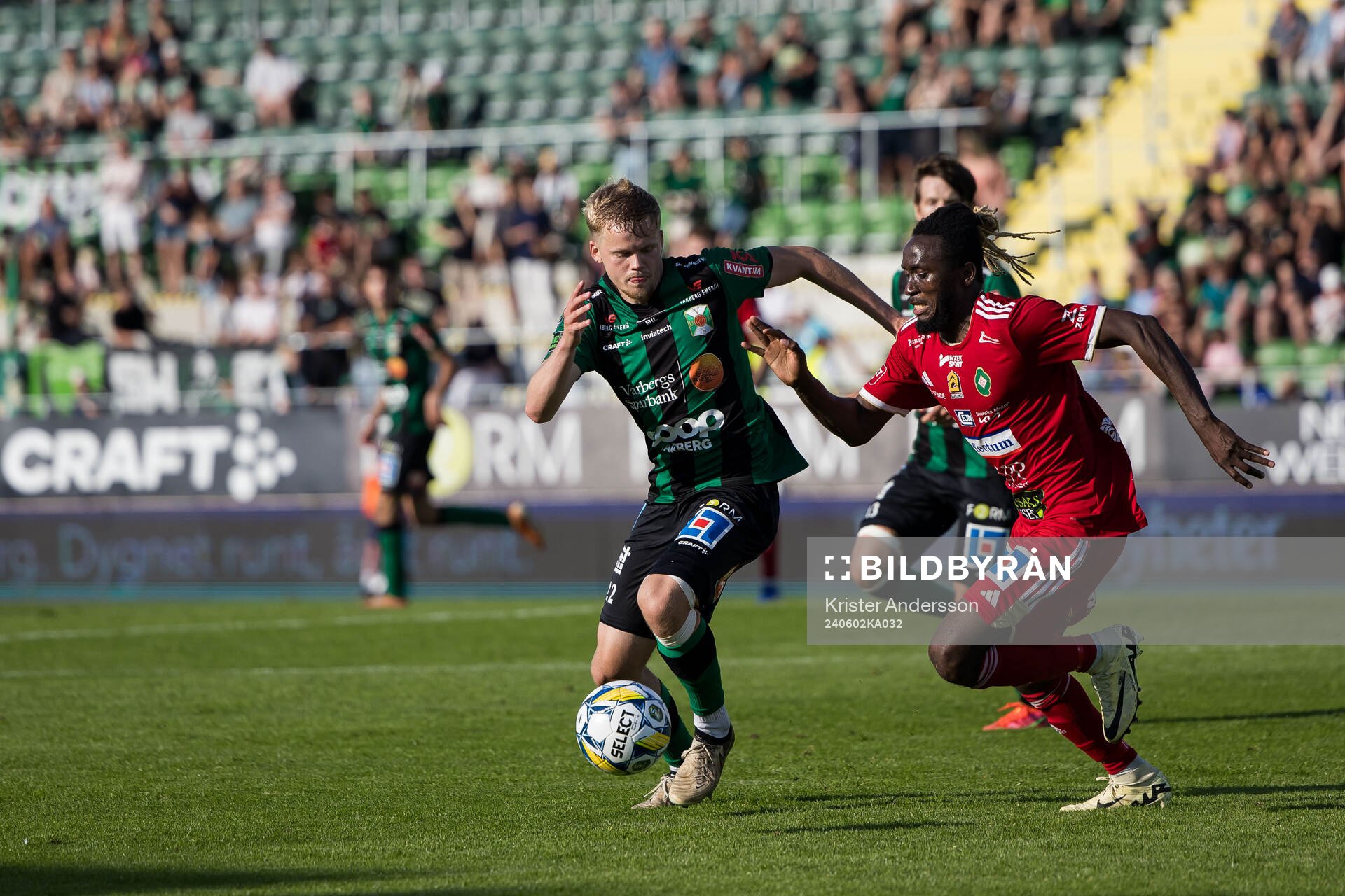 Varbergs Leo Frigell Jansson och Skövde AIKs Mamudu Moro
