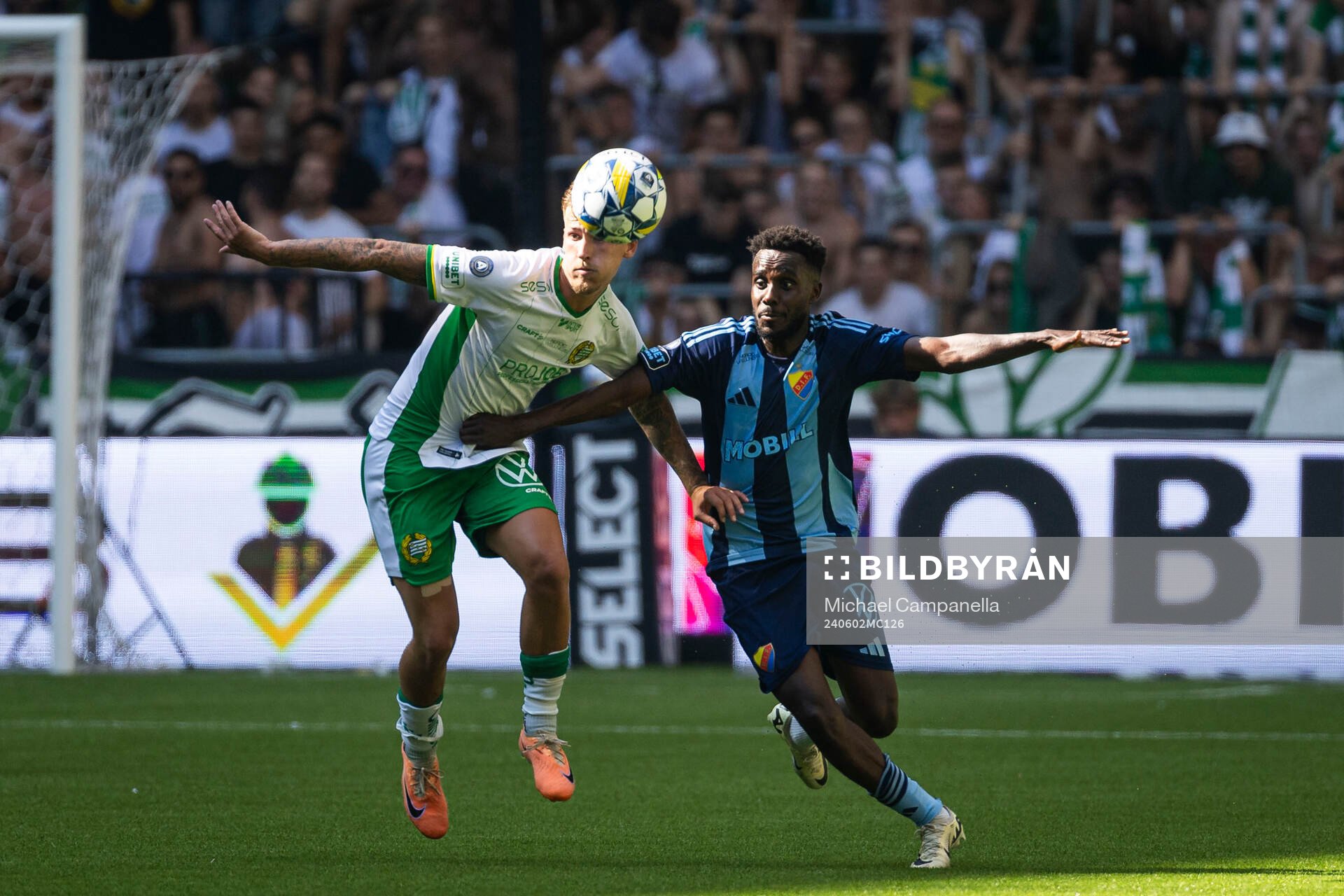 Hammarbys Simon Strand och Djurgårdens Tokmac Nguen