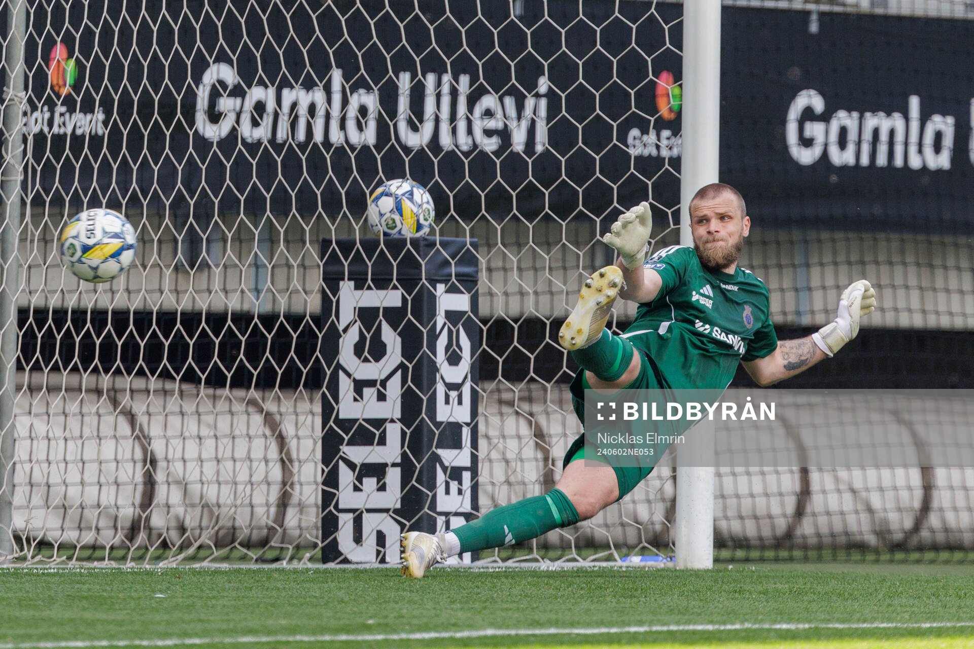 Gefles målvakt Tobias Johansson släpper in 1-0 målet