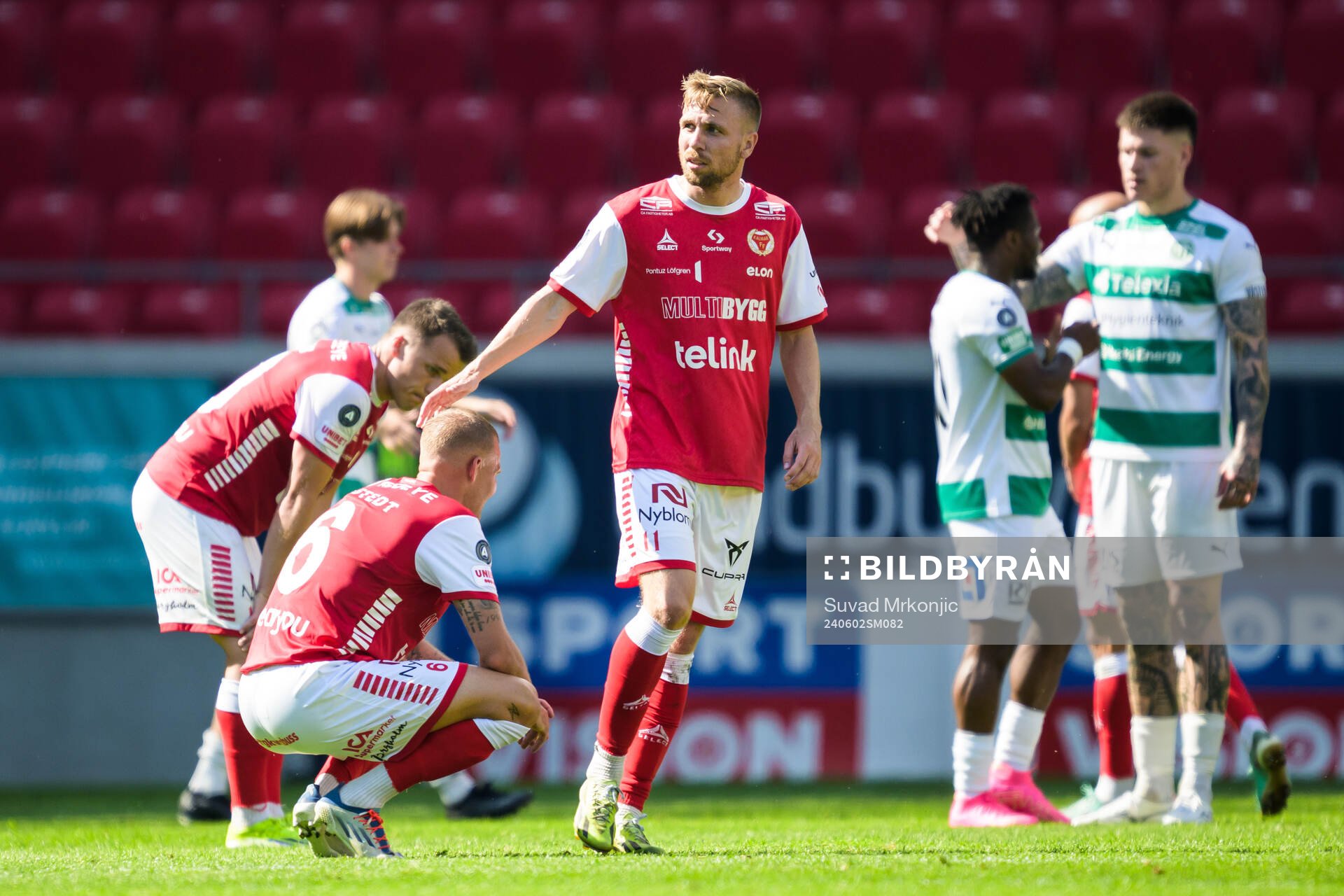 Kalmars Rasmus Sjöstedt och Jonathan Ring deppar